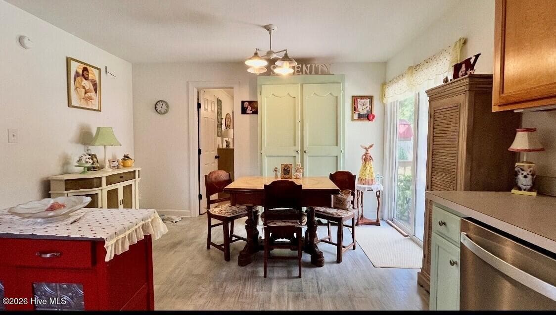 Kitchen - Eat-in Area - 120 Ranch Drive, Elizabeth City, NC 27909