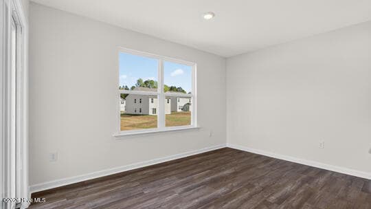 Single Family Residence at 515 Chestnut Oak Drive, Sanford, NC 27332, photo 15 of 34