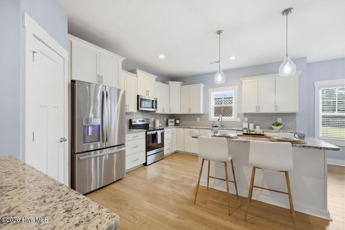 Open Airy Kitchen - 101 Woodford Lane, Vass, NC 28394