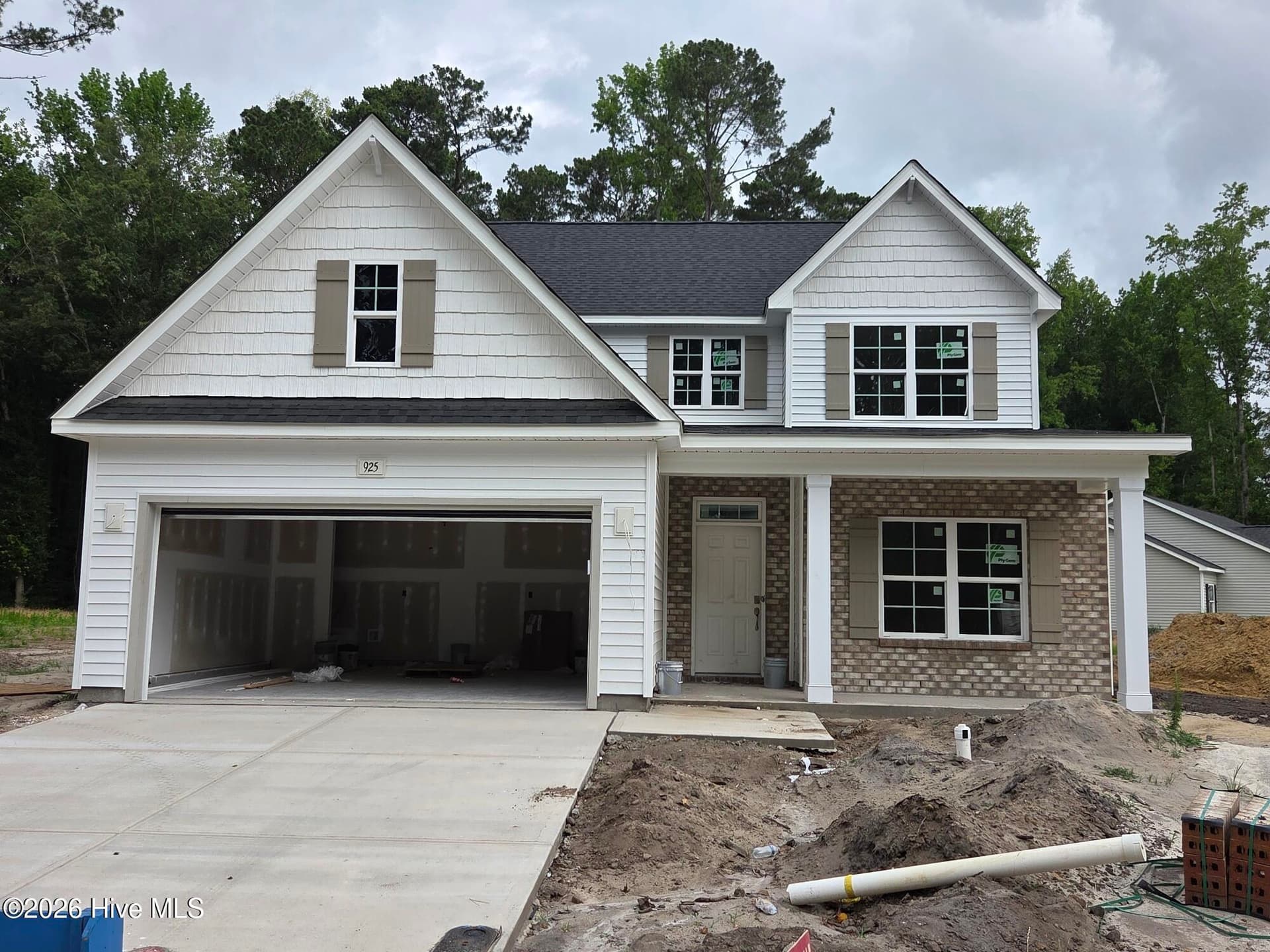 Single Family Residence at 925 Rialto Lane, Ayden, NC 28513, photo 4 of 68
