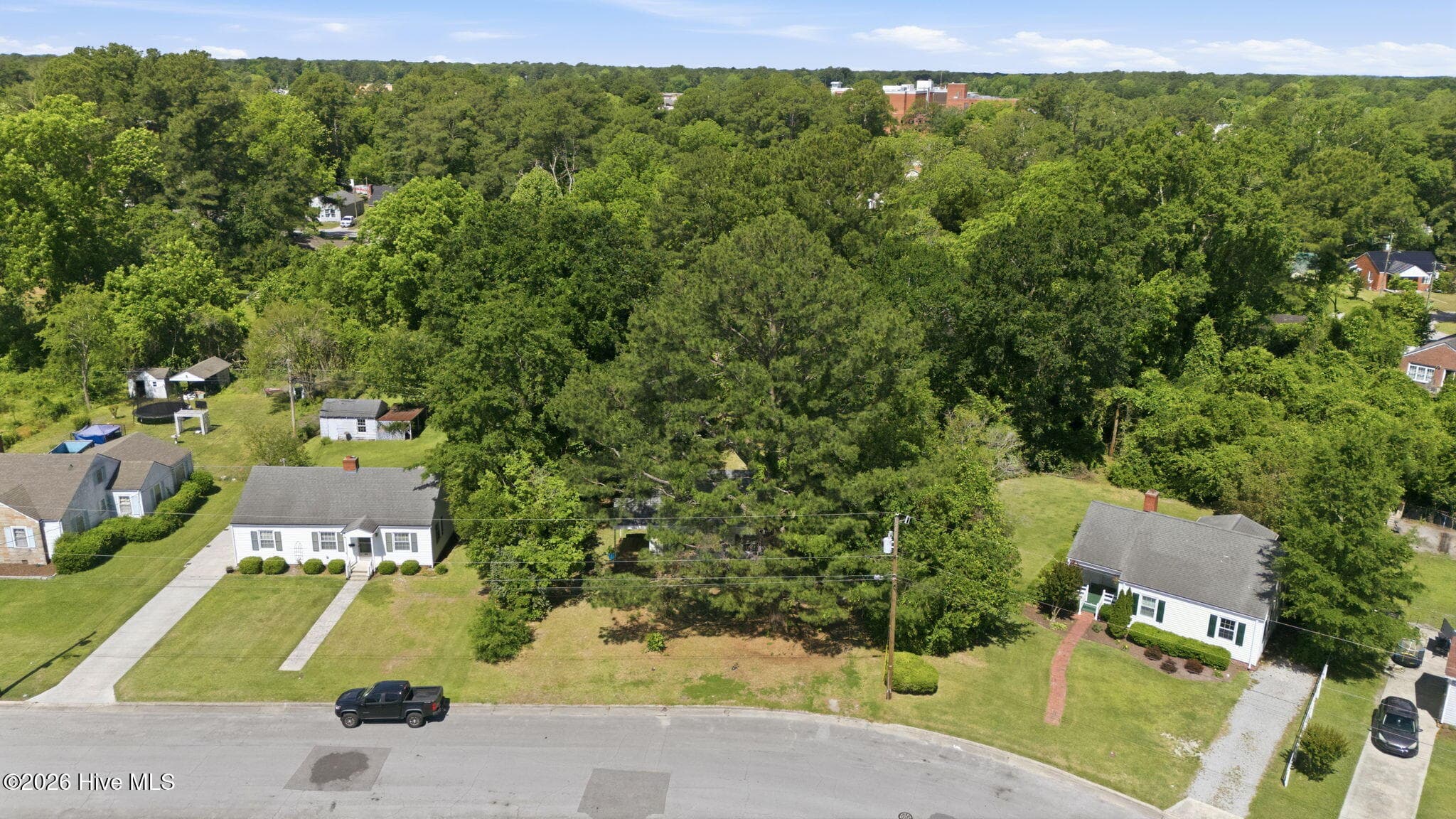 Single Family Residence at 1610 Queen Anne Lane, New Bern, NC 28560, New Bern, photo 30 of 35