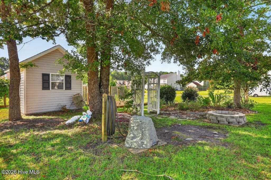 Single Family Residence at 503 Island Place, Swansboro, NC 28584, photo 18 of 64