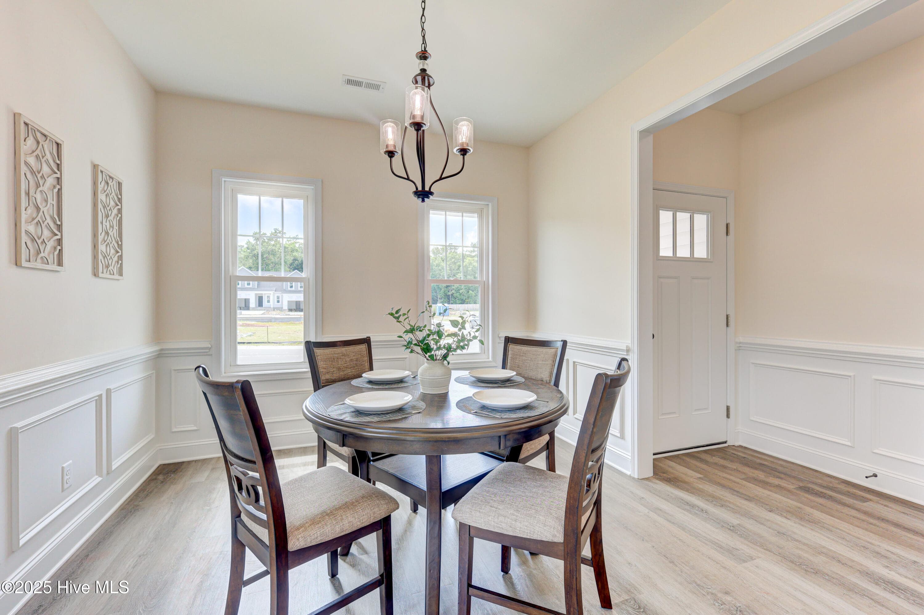 Townhouse at 552 Timbercrest Circle, Bolivia, NC 28422, photo 6 of 37