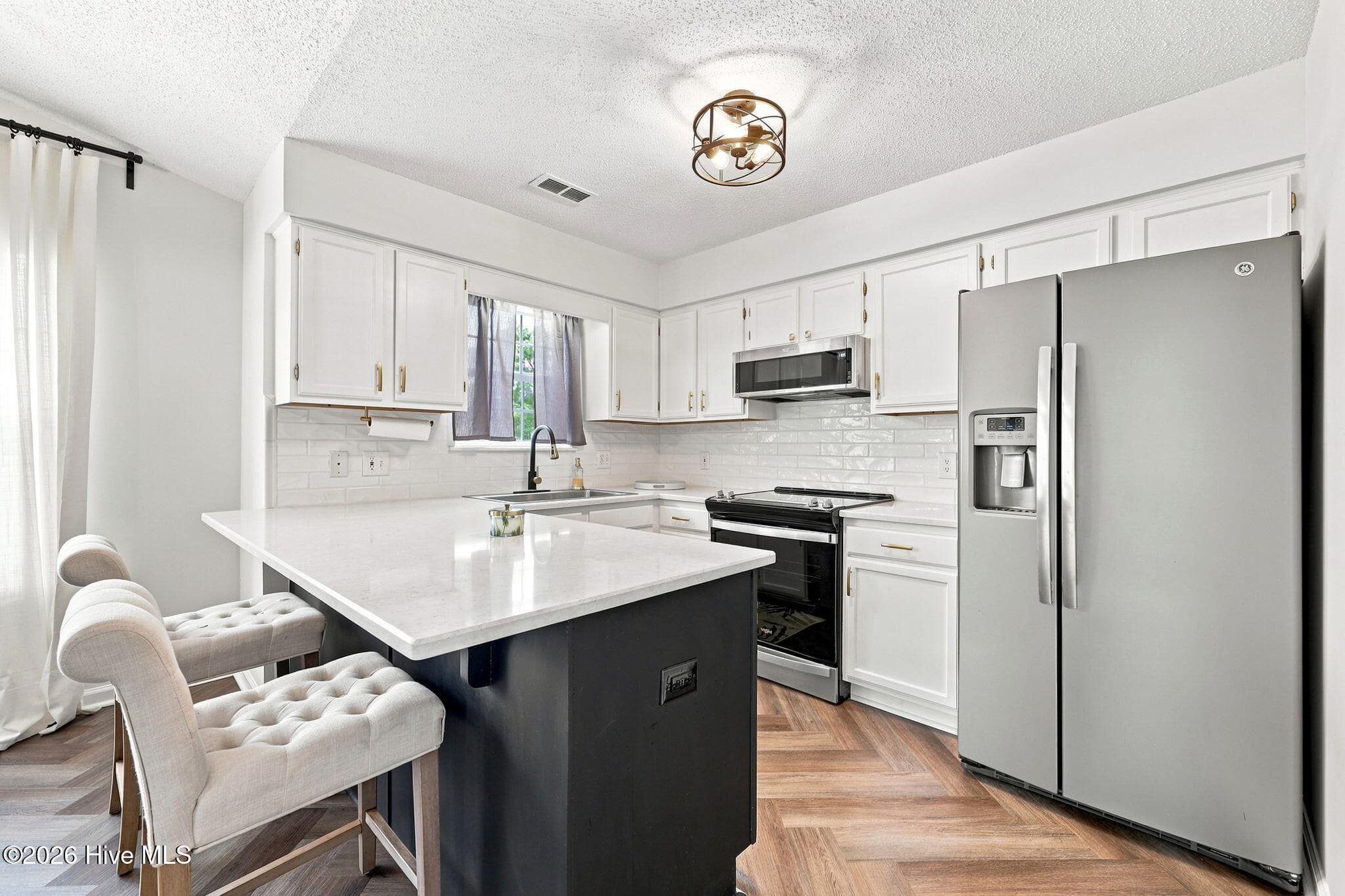 Condominium at 3006 Mulberry Lane F, Greenville, NC 27858, photo 13 of 51