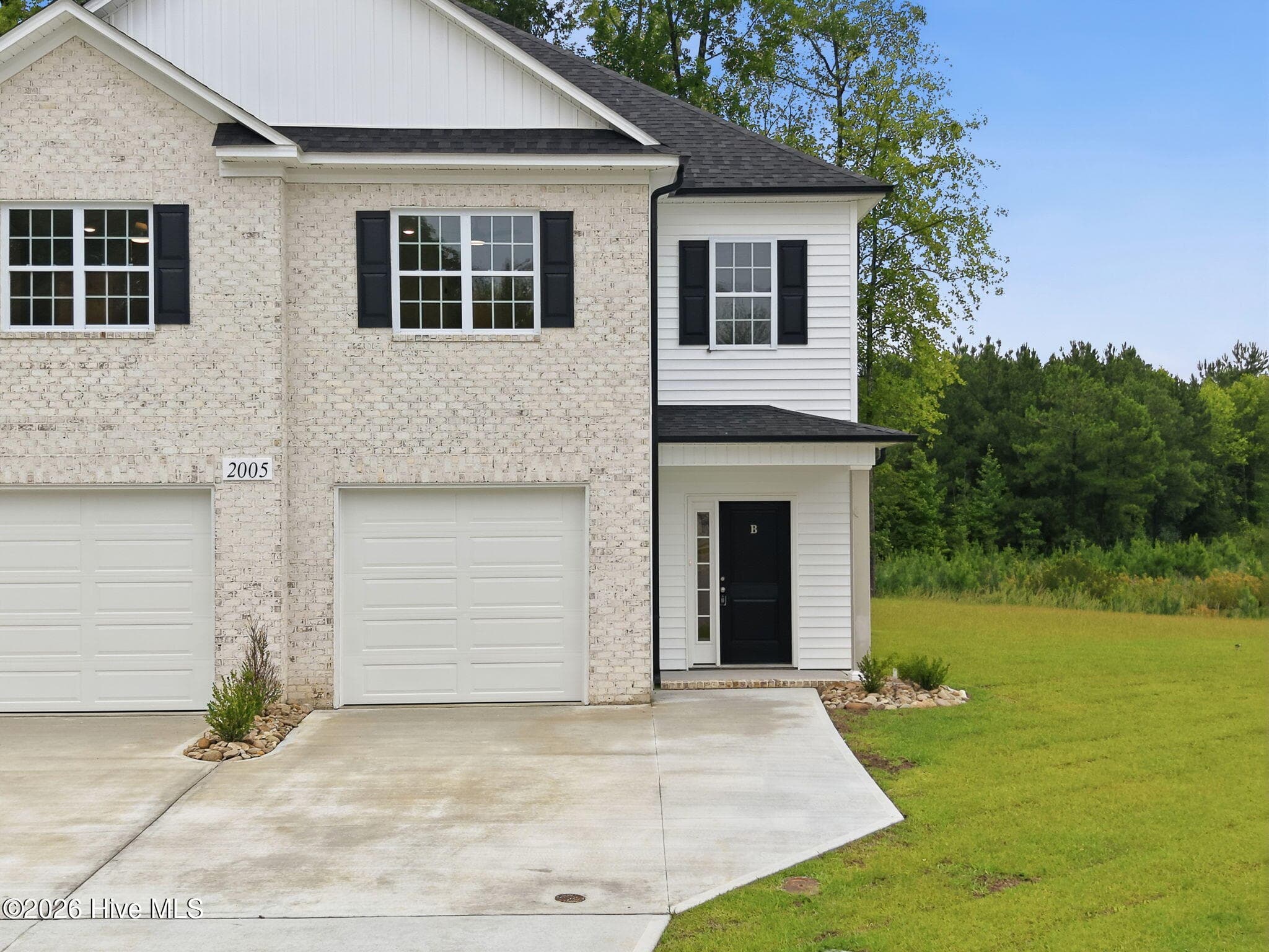 Townhouse at 2005 Dartford Drive B, Greenville, NC 27834, photo 5 of 56
