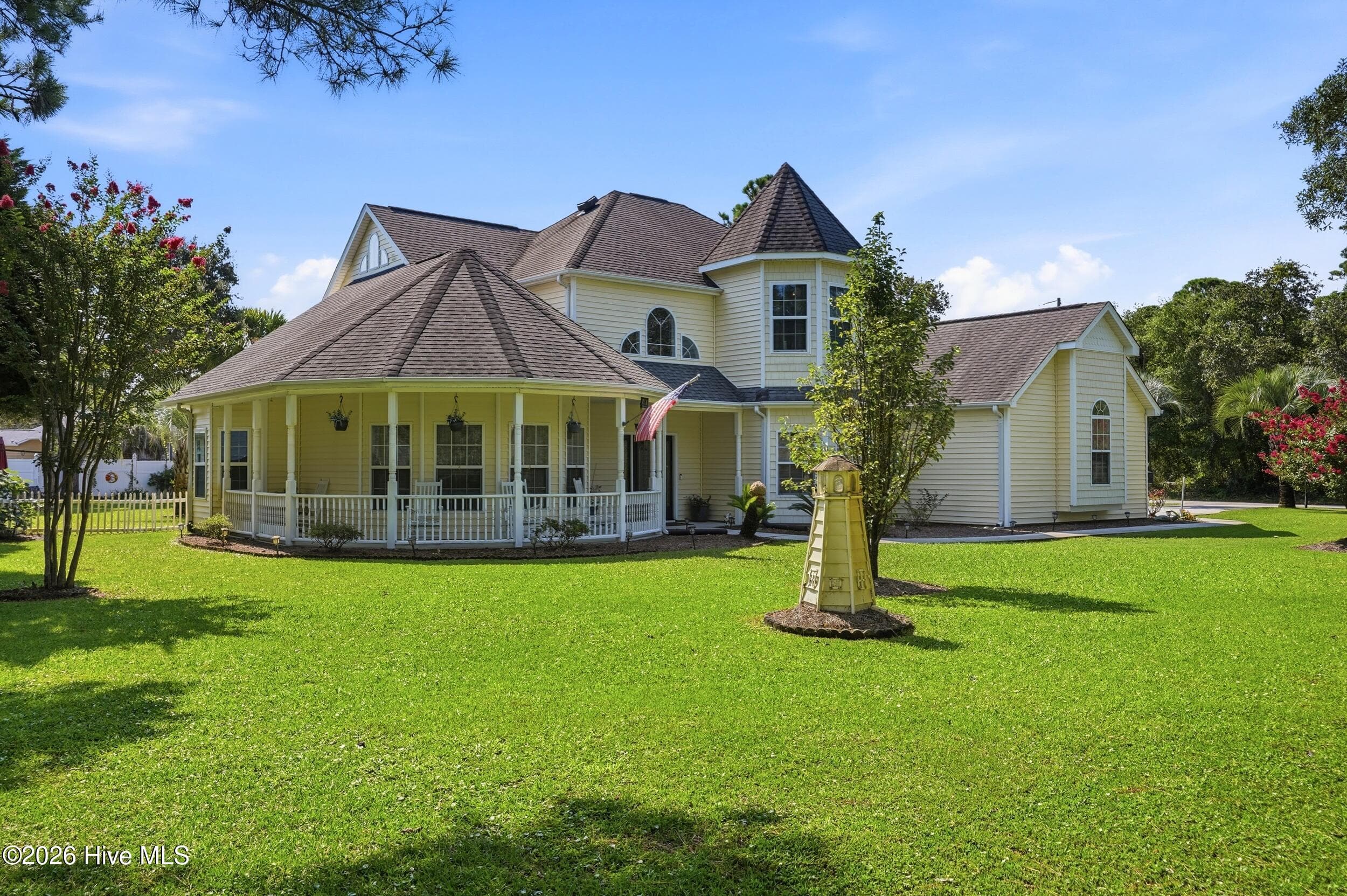 Single Family Residence at 400 Dow Road N, Carolina Beach, NC 28428, photo 8 of 95