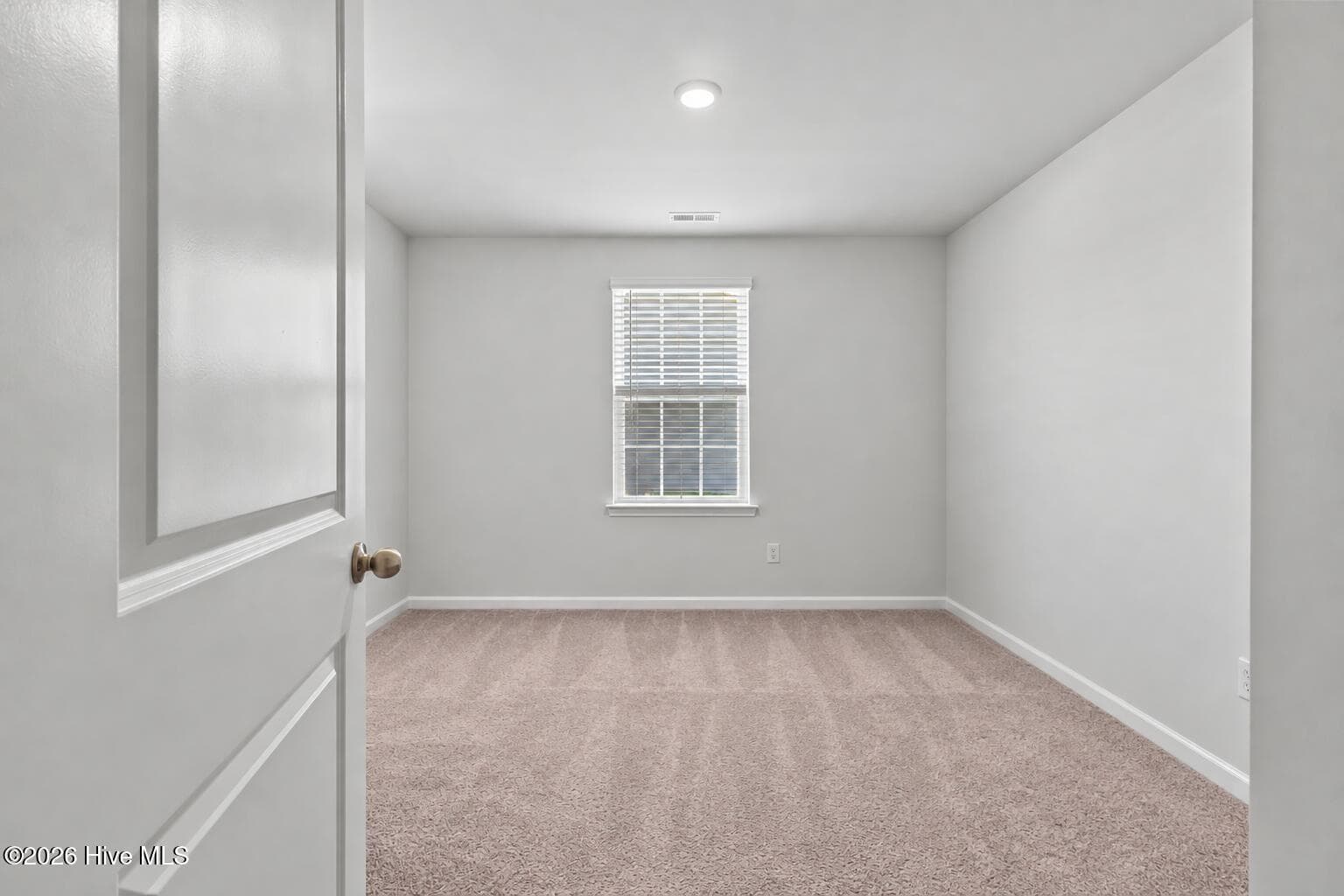 Single Family Residence at 849 Tuscarora Trail, Jacksonville, NC 28546, photo 25 of 45