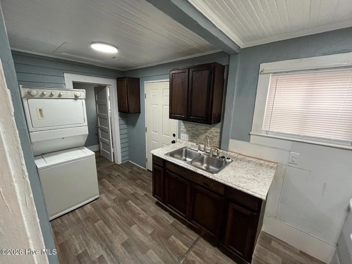 Single Family Residence at 305 Stough Al Alley, Kinston, NC 28501, photo 3 of 10