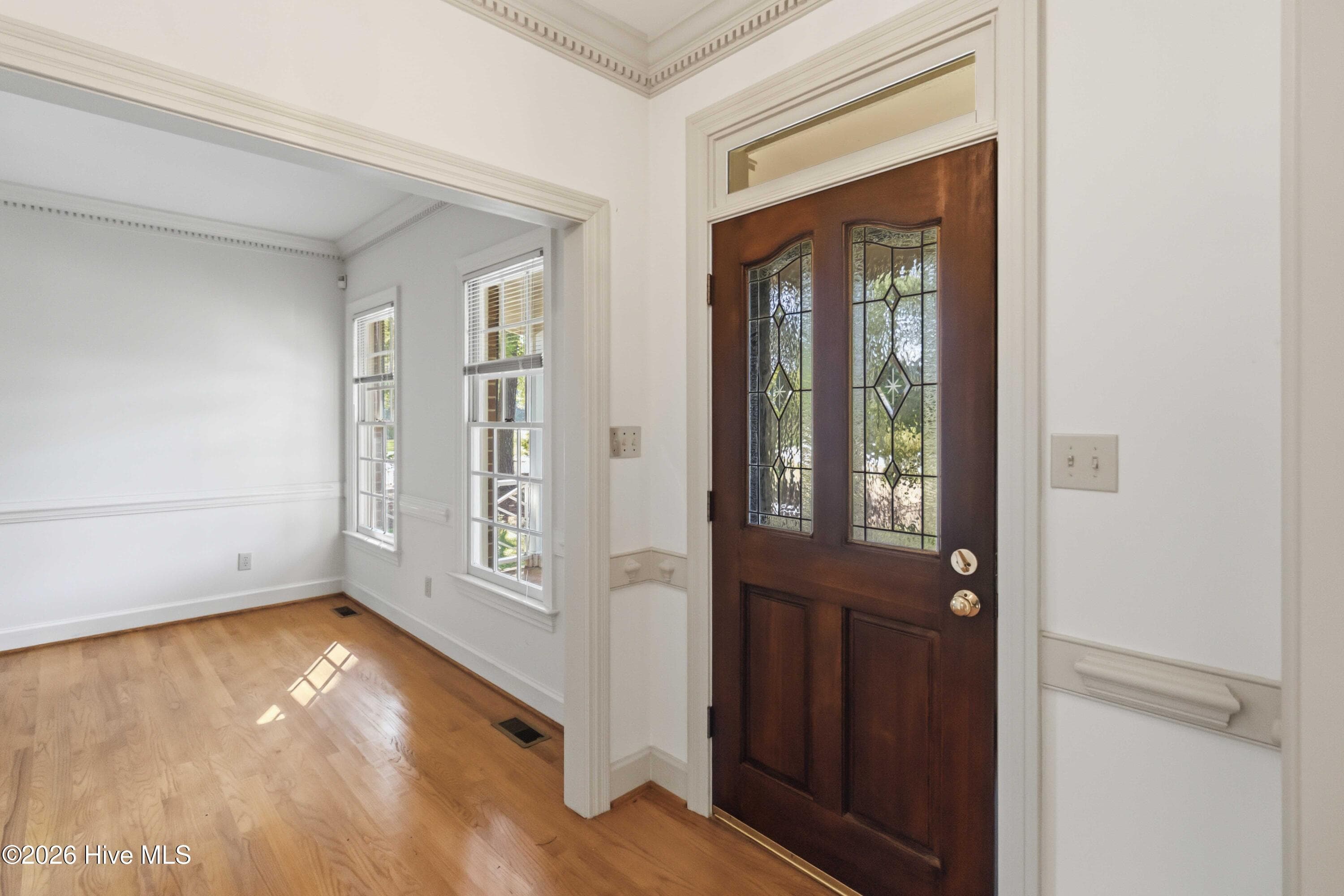 Single Family Residence at 4924 Country Club Drive N, Wilson, NC 27896, photo 6 of 49