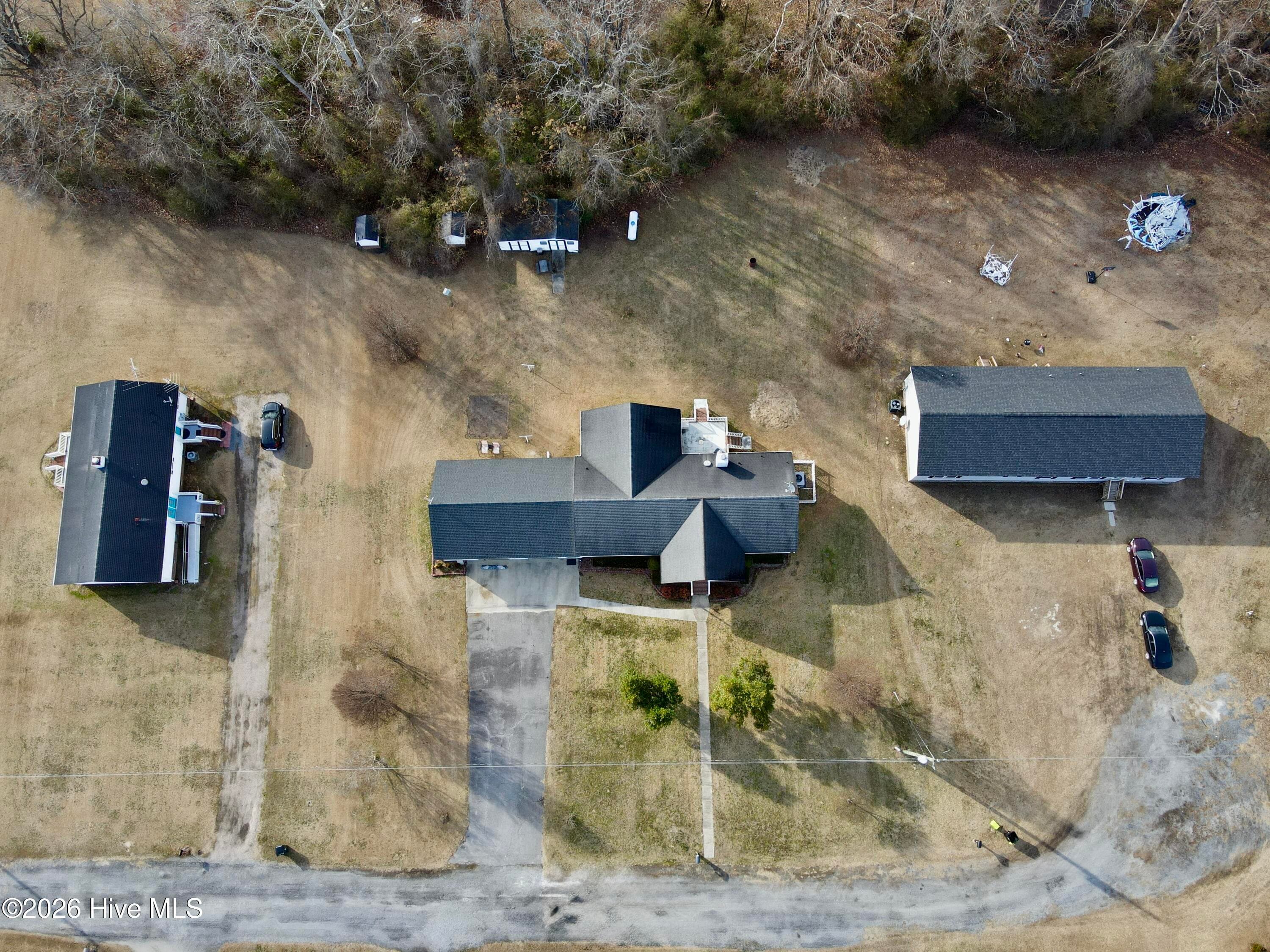 Manufactured Home at 1045 Mascot Lane, Williamston, NC 27892, Williamston, photo 6 of 64