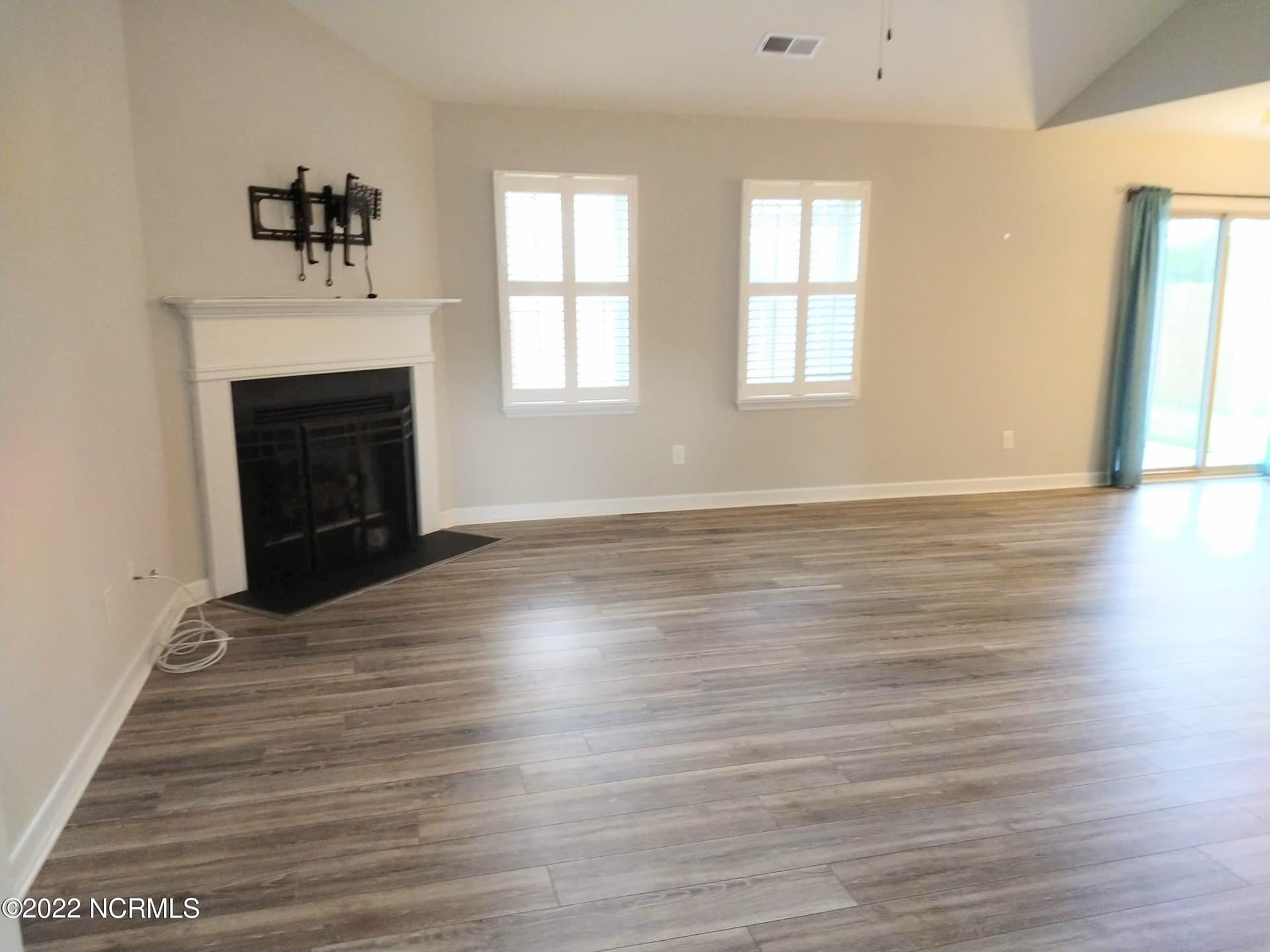 Single Family Residence at 526 Deep Inlet Drive, Sneads Ferry, NC 28460, photo 3 of 24