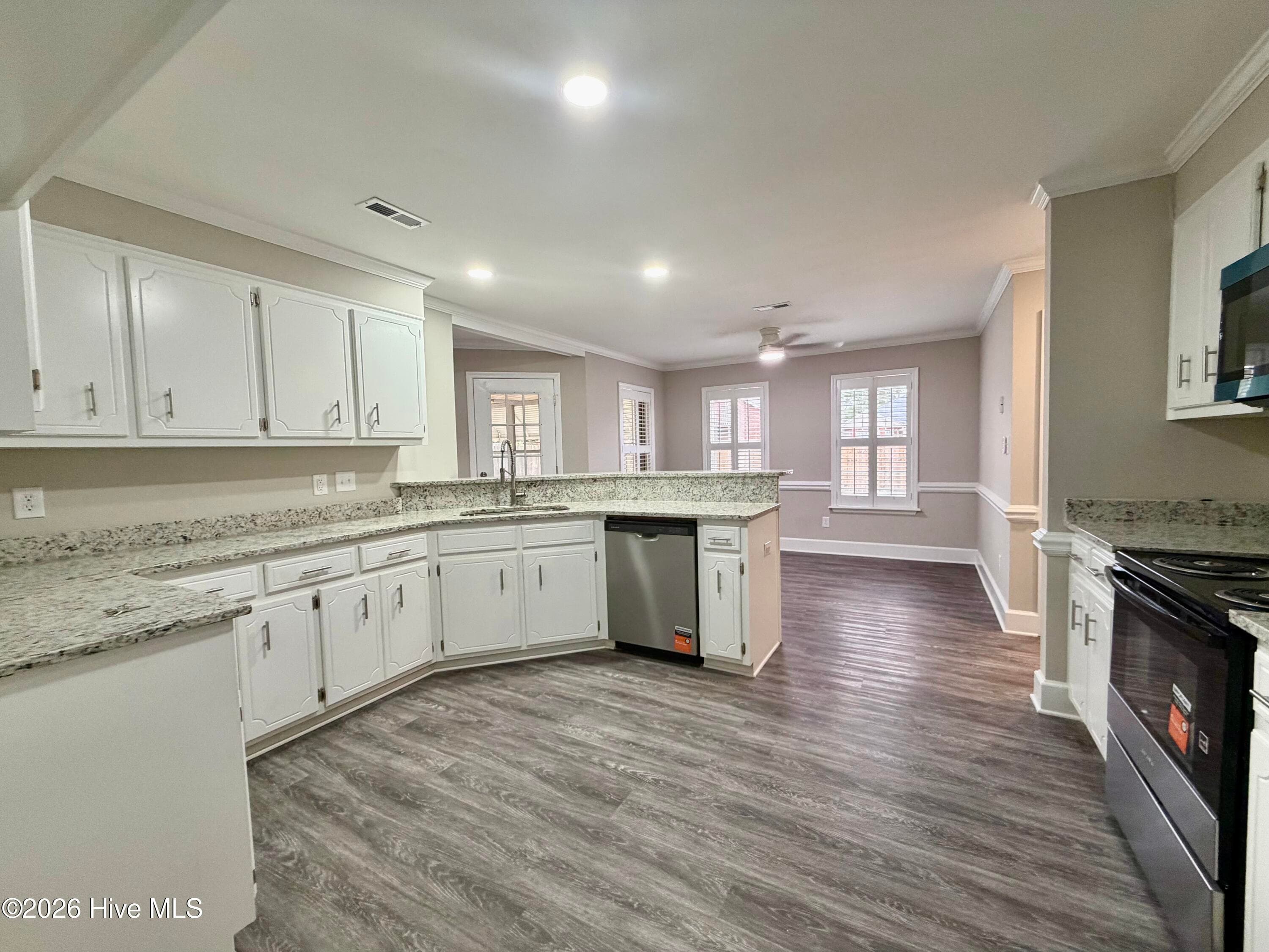 Single Family Residence at 3004 Grey Fox Drive, Hephzibah, GA 30815, photo 6 of 29