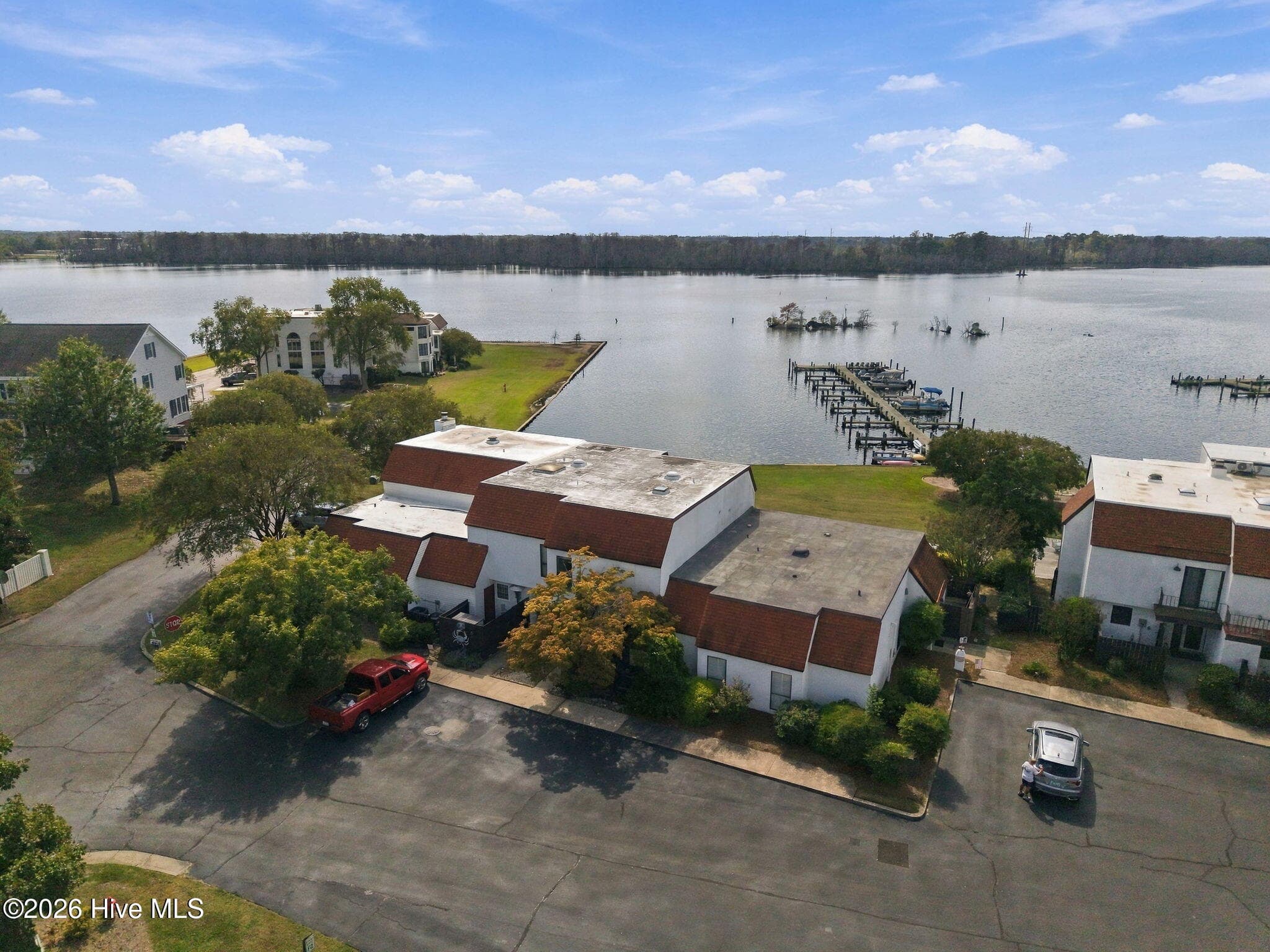 Townhouse at 106 Washington Harbor, Washington, NC 27889, photo 5 of 56