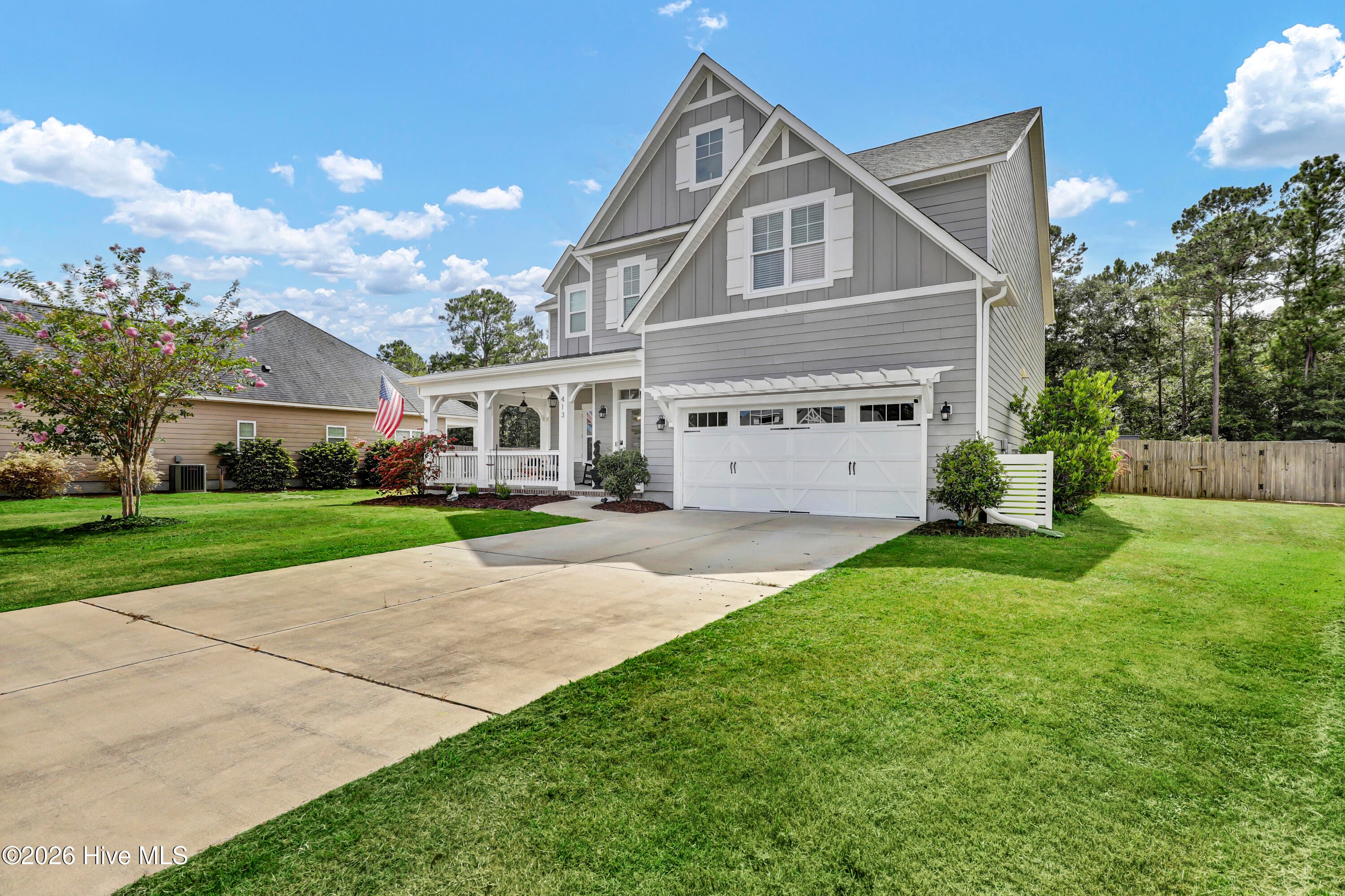 Single Family Residence at 413 Canter Crest Road, Hampstead, NC 28443, photo 5 of 106