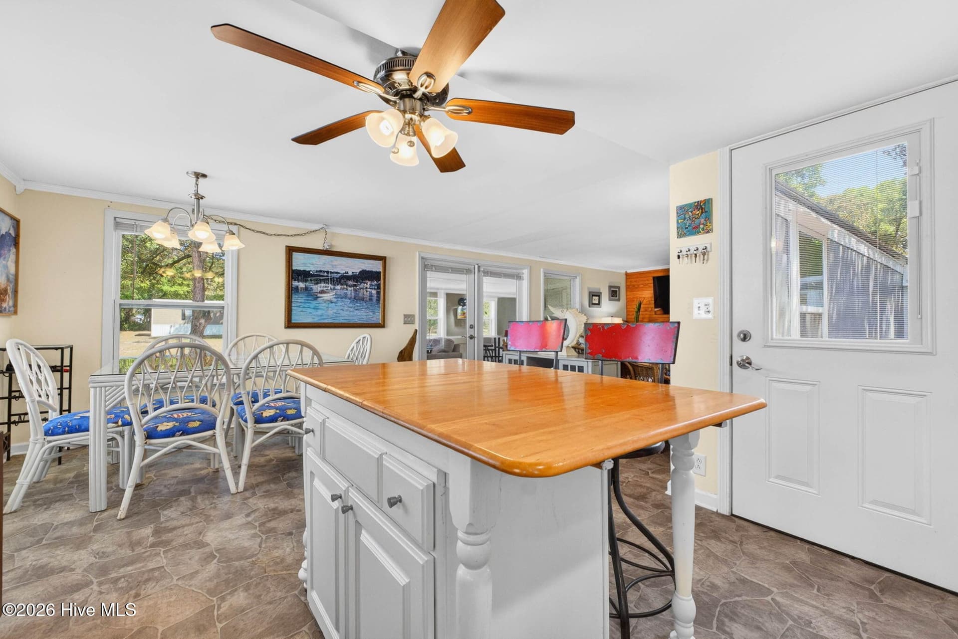 Manufactured Home at 2495 Barracuda Street SW, Supply, NC 28462, photo 27 of 62
