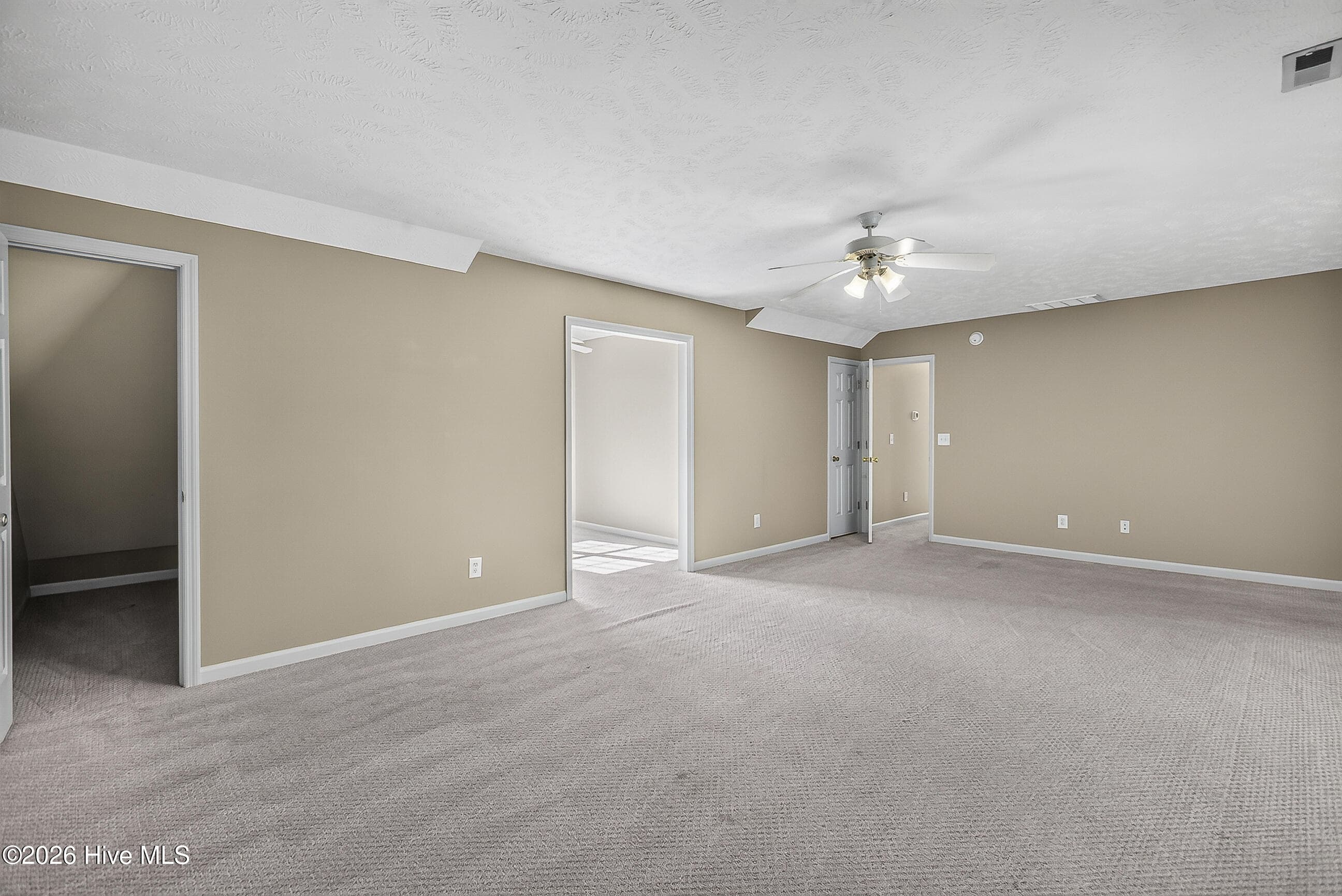 Single Family Residence at 172 E Ridge Court, Jacksonville, NC 28540, photo 39 of 50