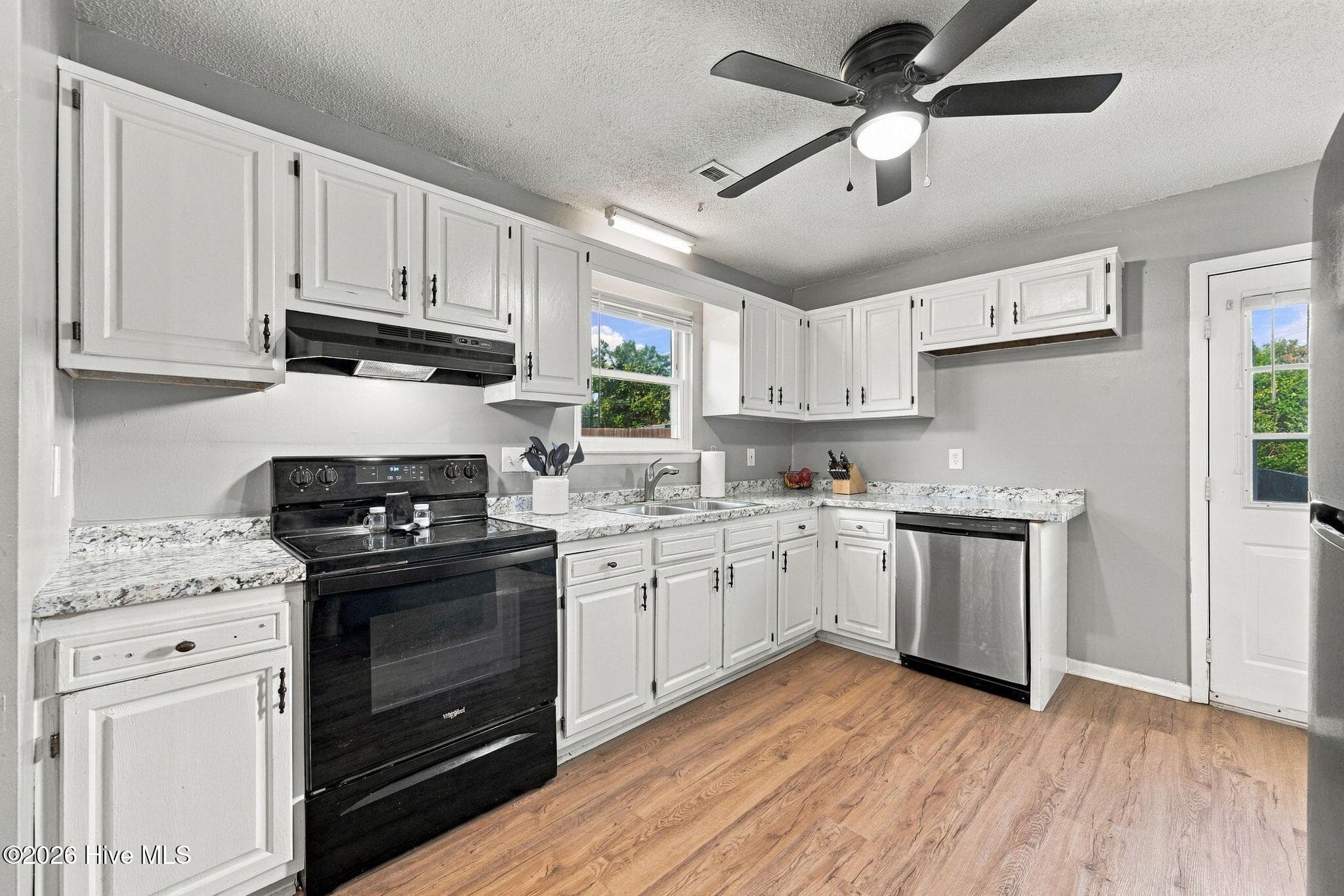 Single Family Residence at 18 Walnut Drive, Jacksonville, NC 28546, photo 29 of 62