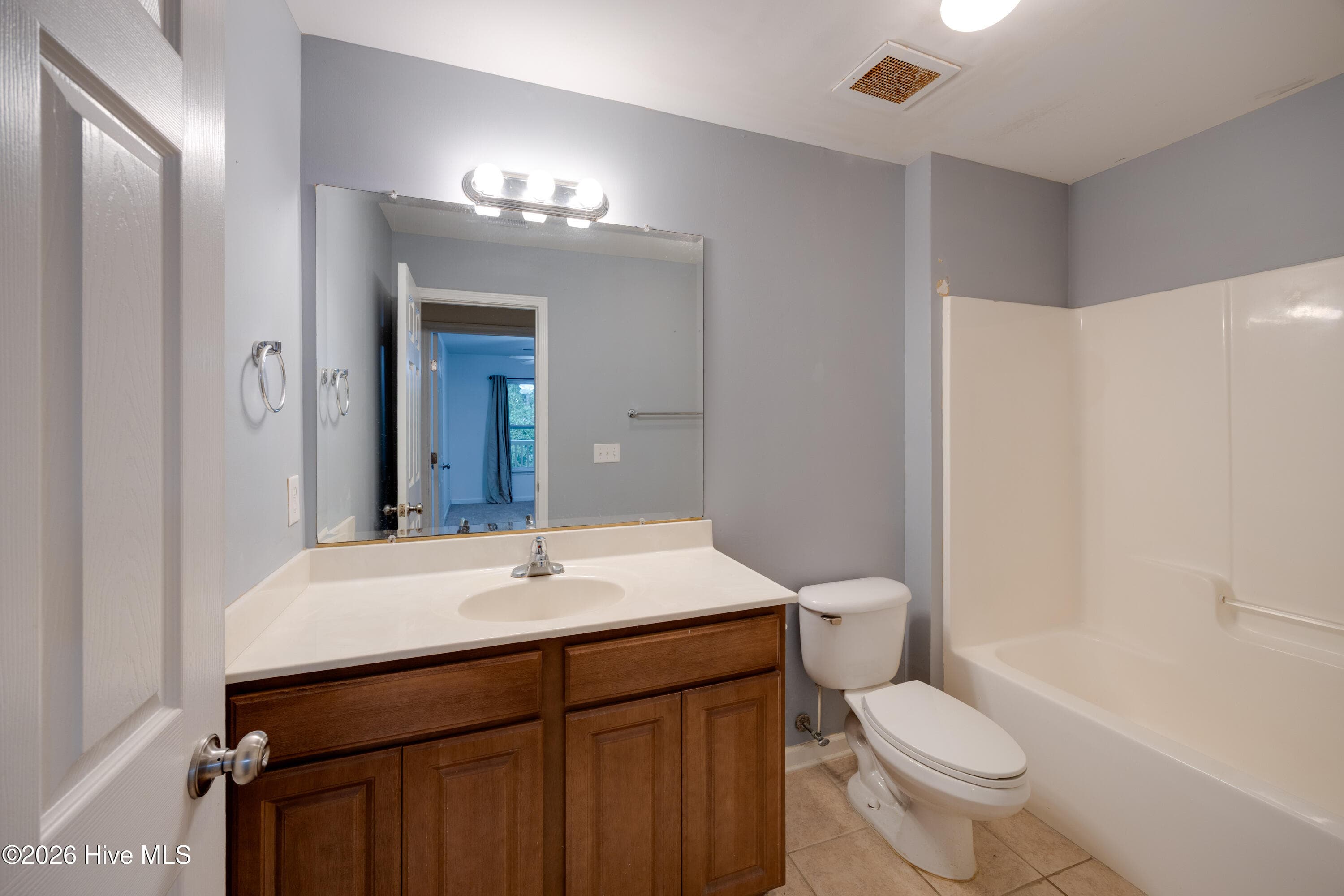 Condominium at 4420 Jay Bird Circle Unit 208, Wilmington, NC 28412, photo 39 of 59