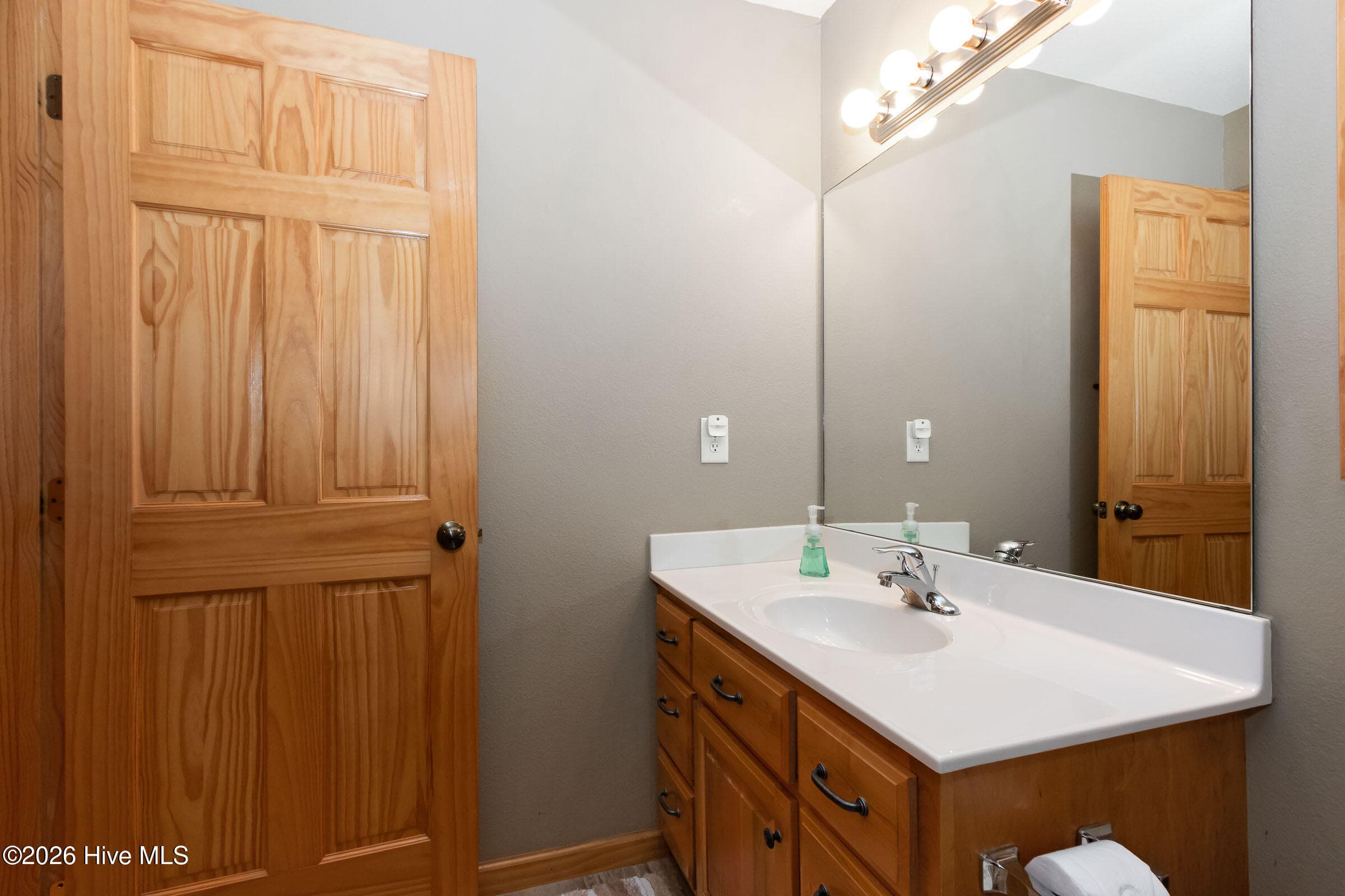 Single Family Residence at 660 Buck Ridge Drive, Murphy, NC 28906, photo 46 of 77