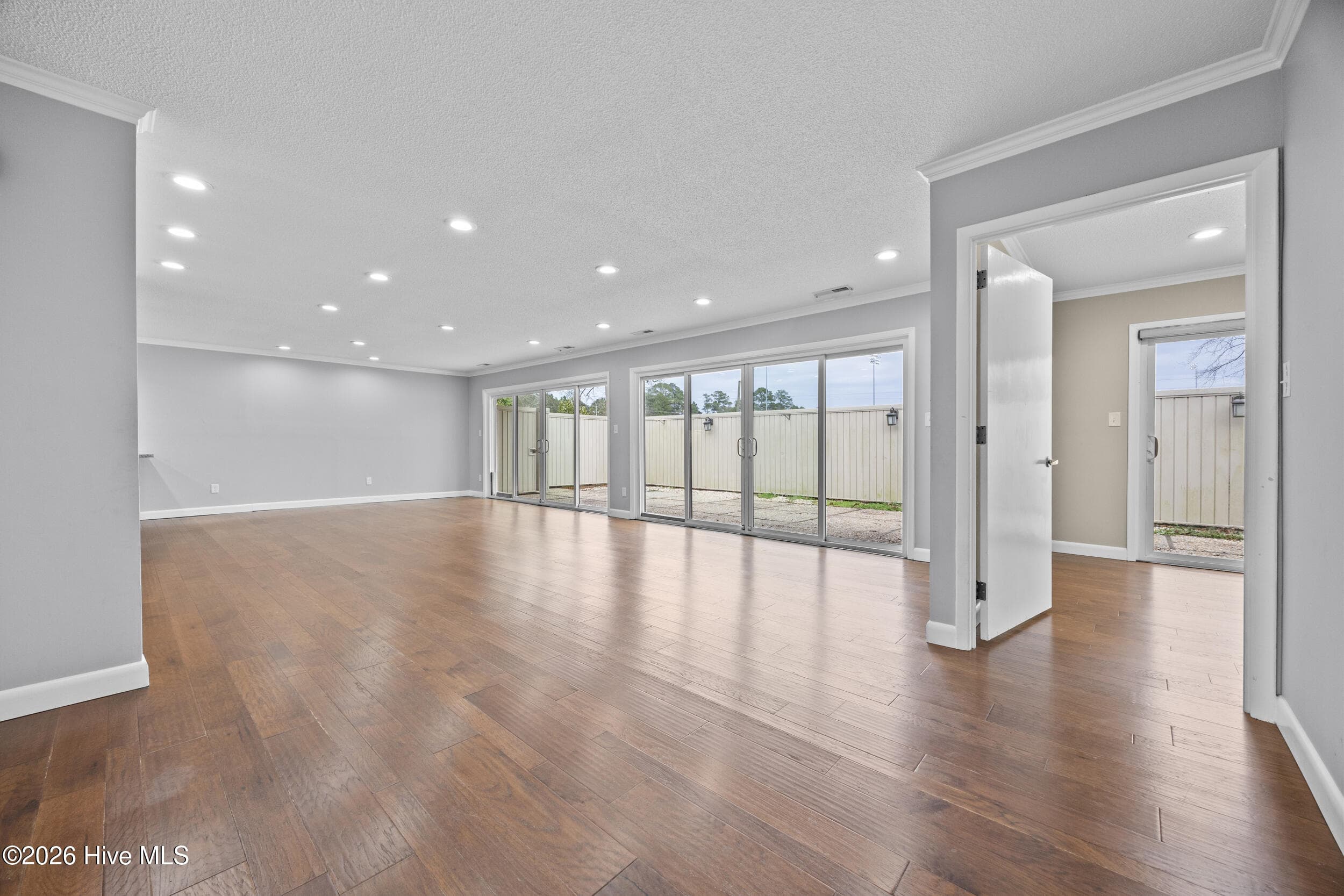 living room - 616 E Murphy Street, Wallace, NC 28466