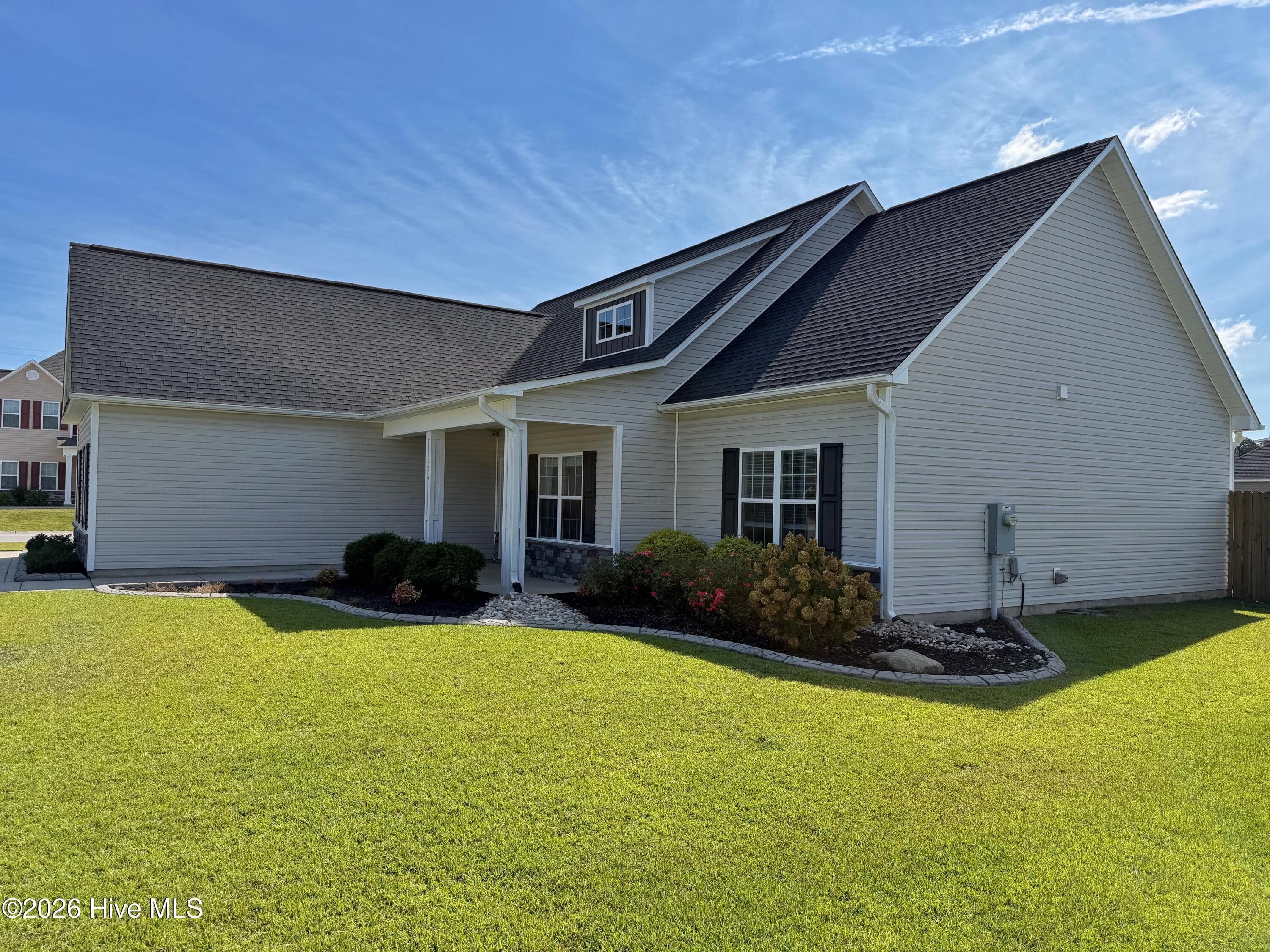 Single Family Residence at 259 Wood House Drive, Jacksonville, NC 28546, photo 2 of 45