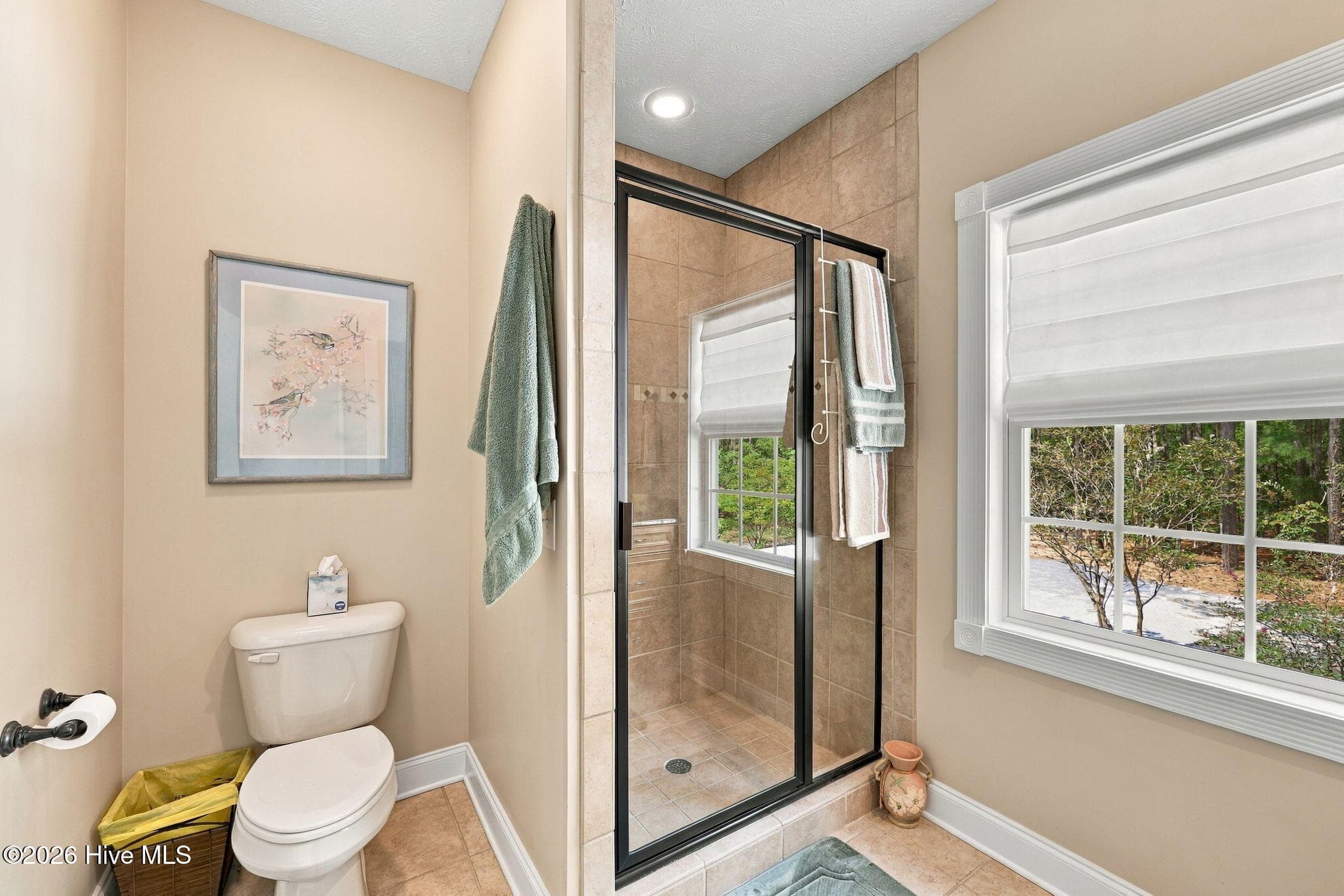guest bath - 104 Meadows Lane, Aberdeen, NC 28315