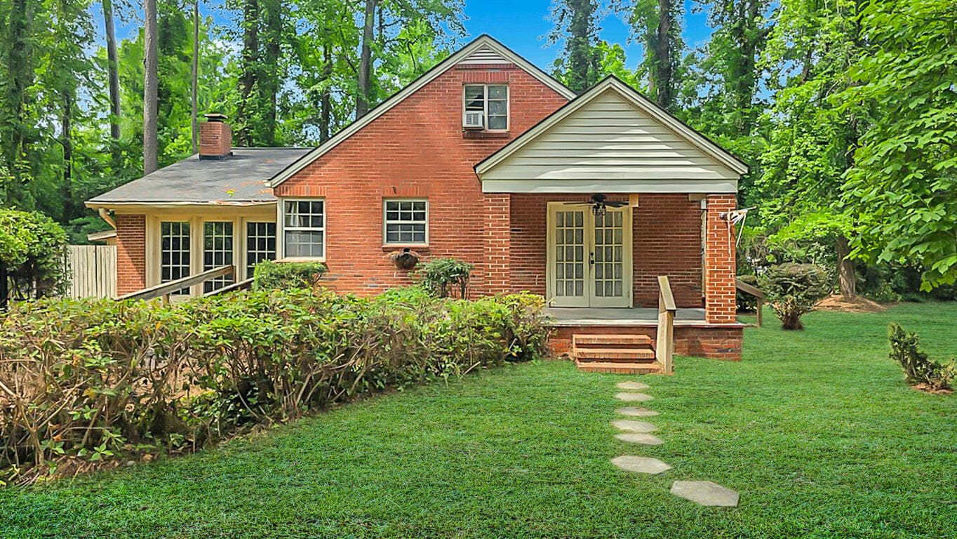 Single Family Residence at 819 Hillcrest Drive, Thomson, GA 30824, photo 10 of 46