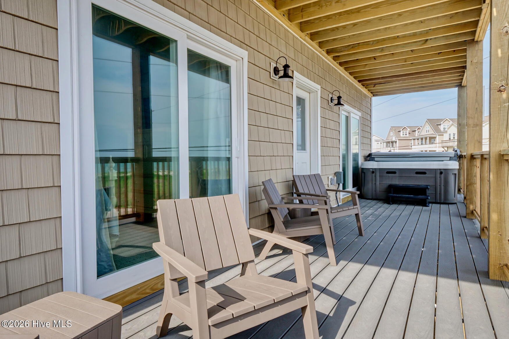 Single Family Residence at 1111 New River Inlet Road, North Topsail Beach, NC 28460, photo 4 of 8