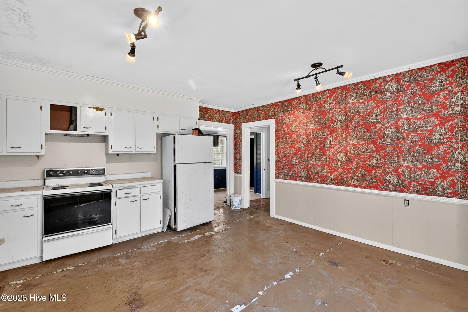 Kitchen looking back toward the Hall and front of the home - 436 Doctor Robinson Road, Bladenboro, NC 28320