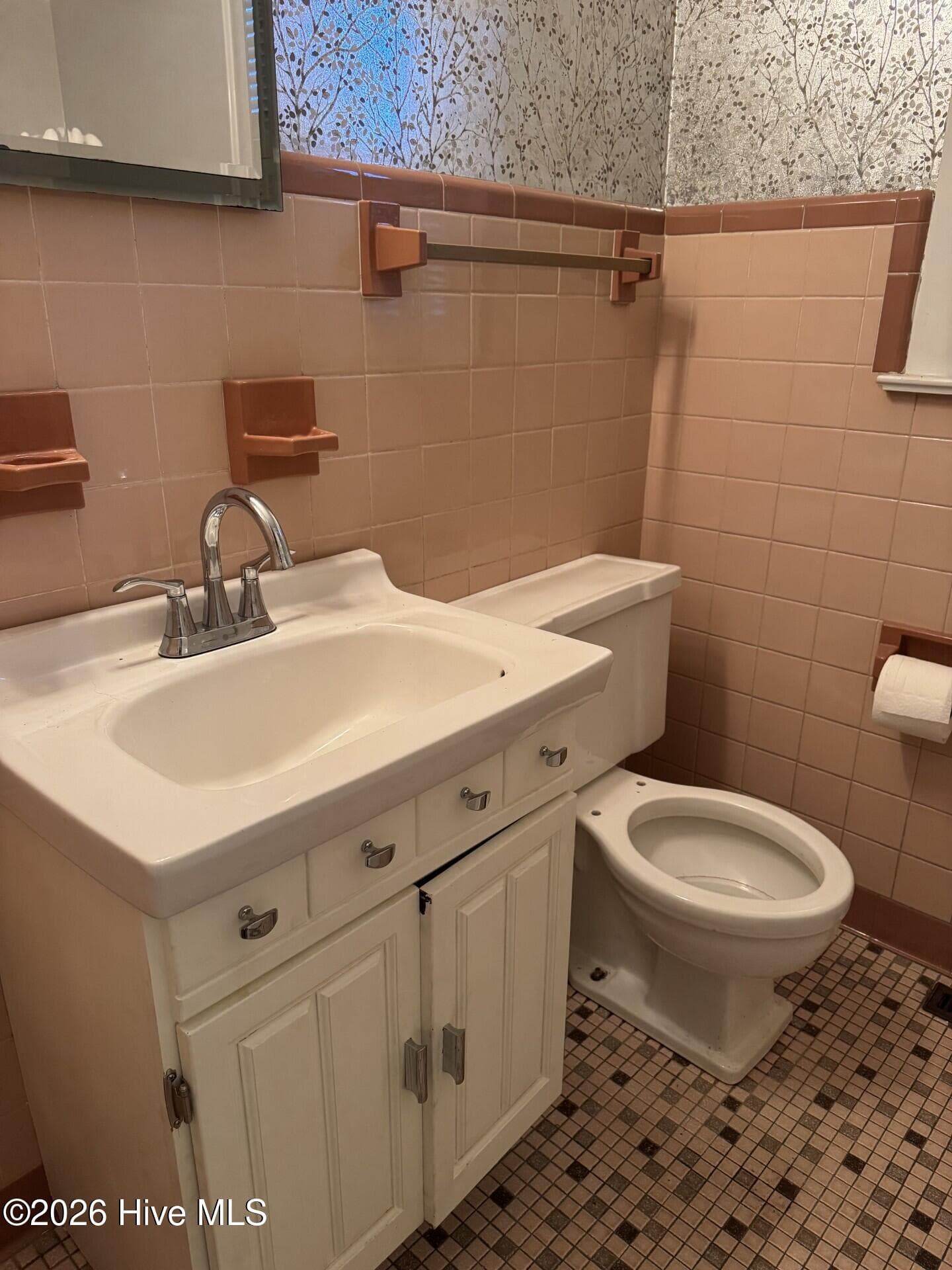 Single Family Residence at 3834 Winston Boulevard, Wilmington, NC 28403, photo 12 of 13