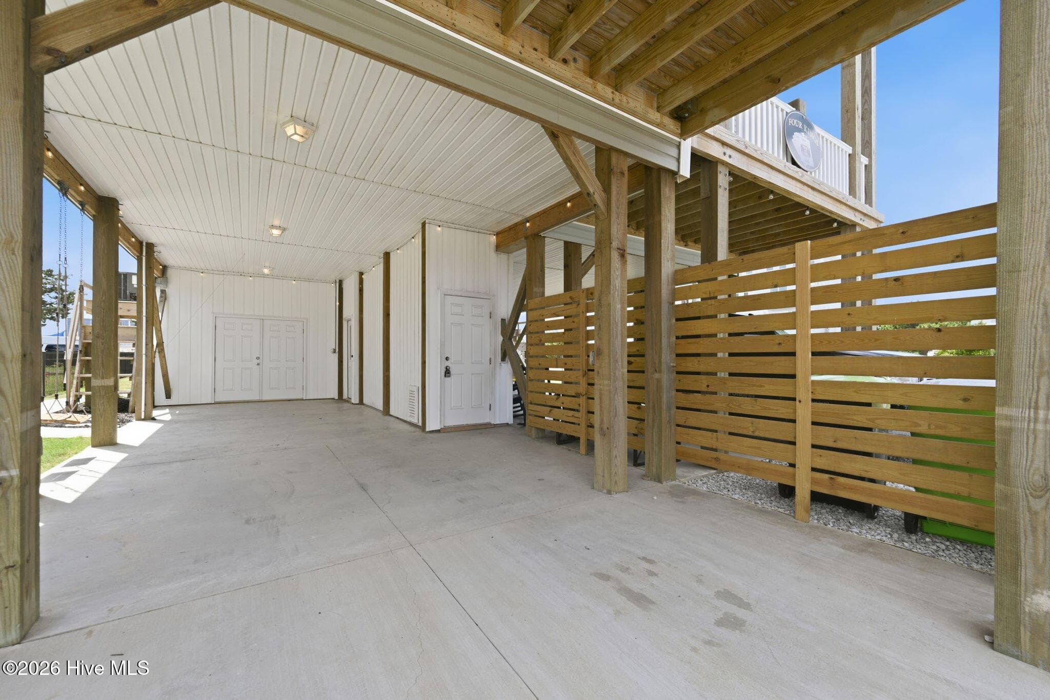 Townhouse at 124 Sea Gull Lane, North Topsail Beach, NC 28460, photo 38 of 48