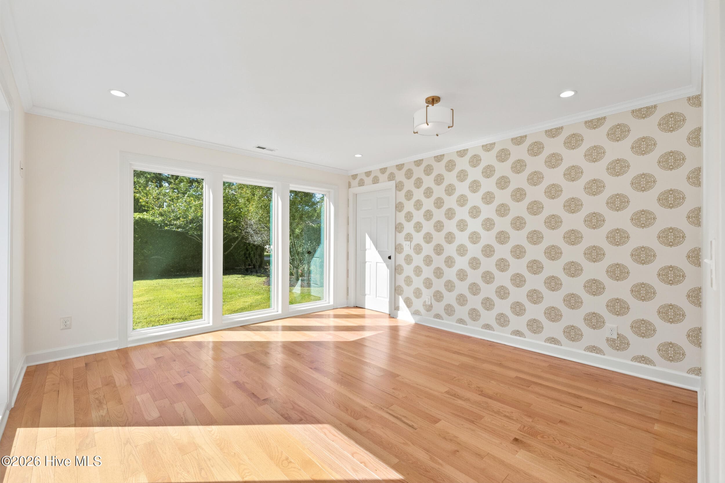 Single Family Residence at 310 Bretonshire Road, Wilmington, NC 28405, photo 20 of 74