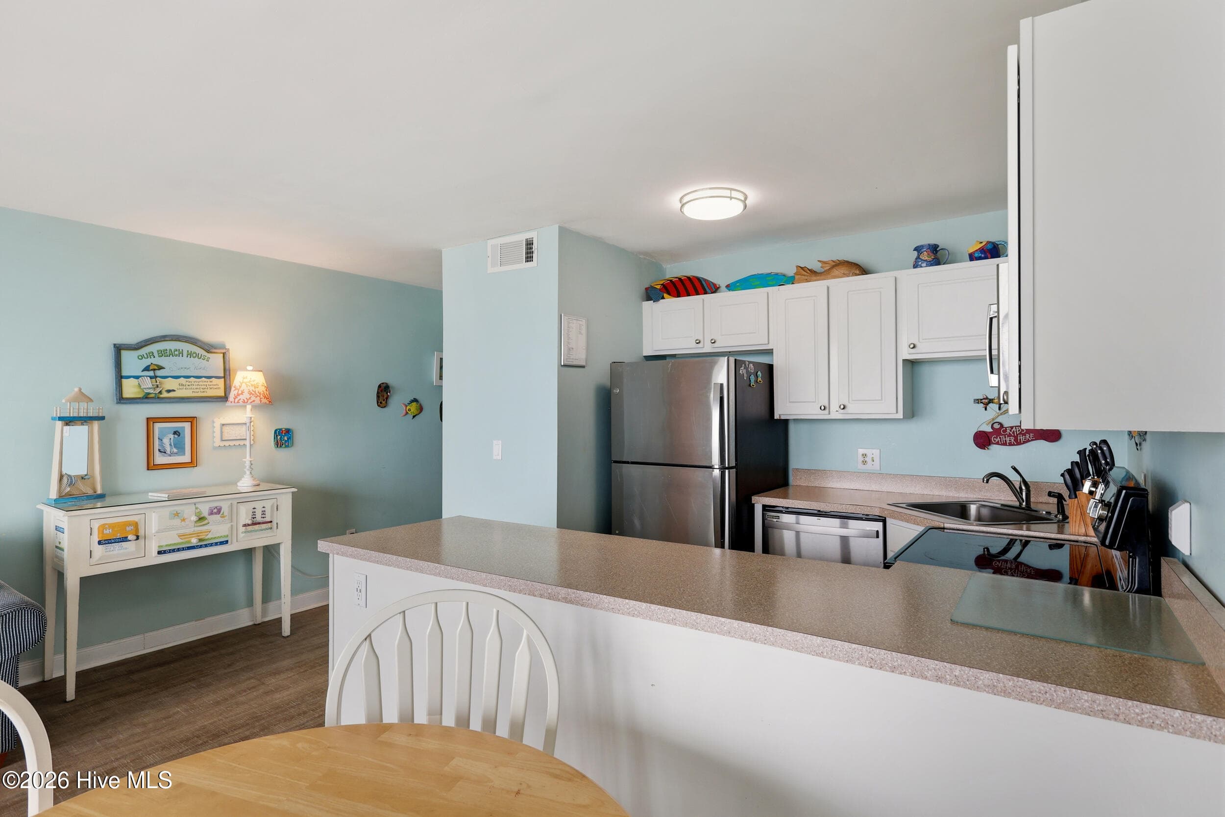 Condominium at 1615 Lake Park Boulevard S Unit 612, Carolina Beach, NC 28428, photo 11 of 38