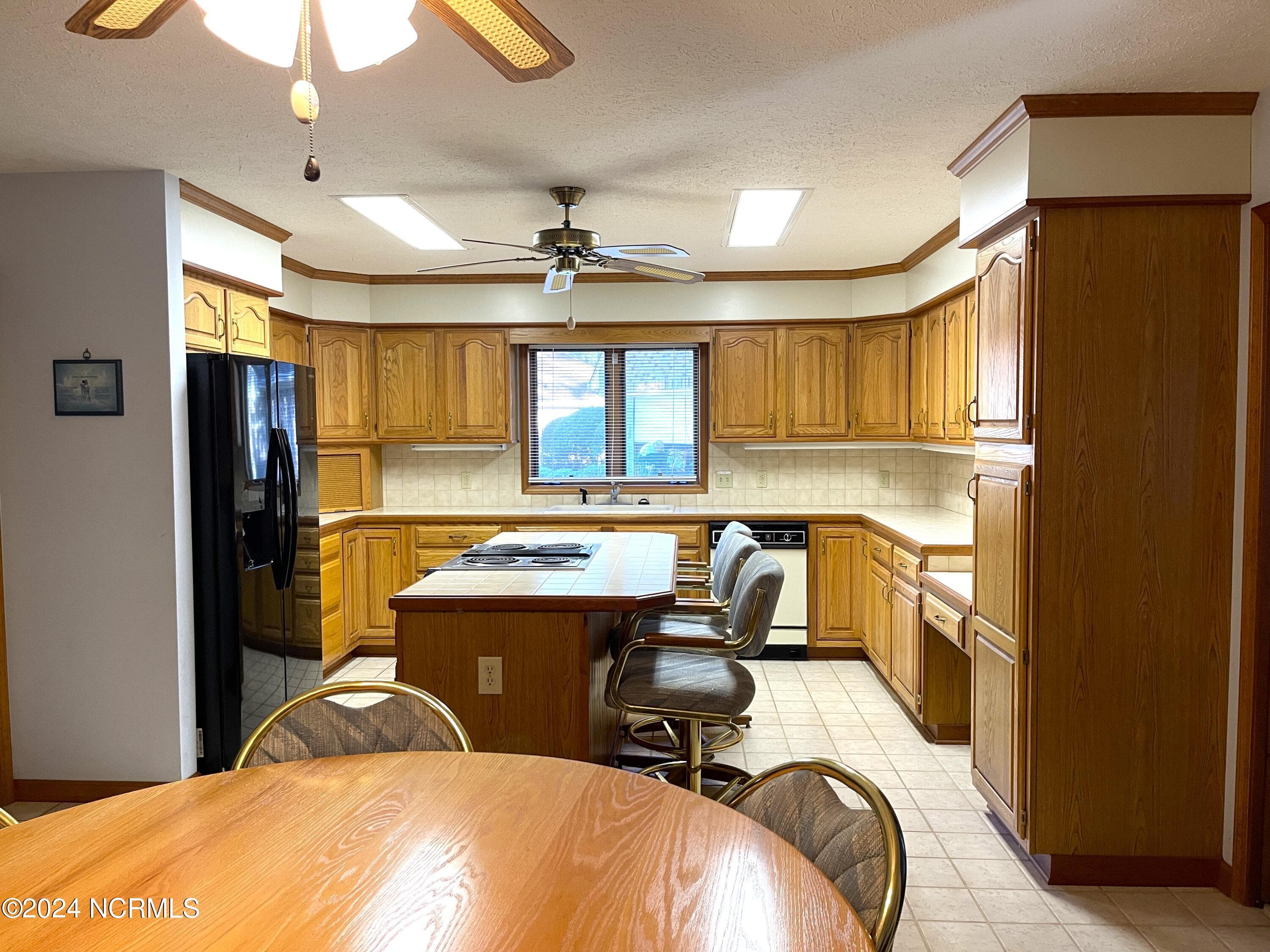 Single Family Residence at 7 Putter Place, Carolina Shores, NC 28467, photo 10 of 26