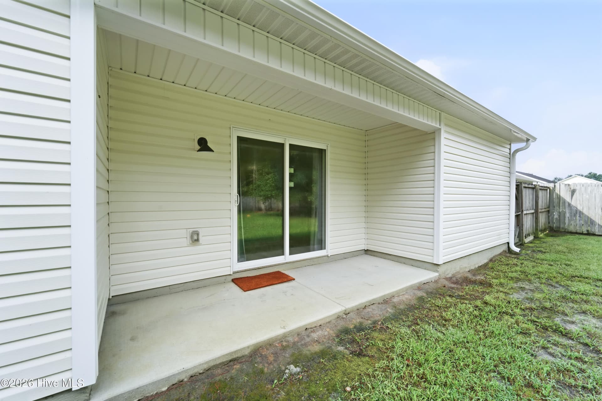 Single Family Residence at 206 Sweet Gum Lane, Richlands, NC 28574, photo 26 of 32
