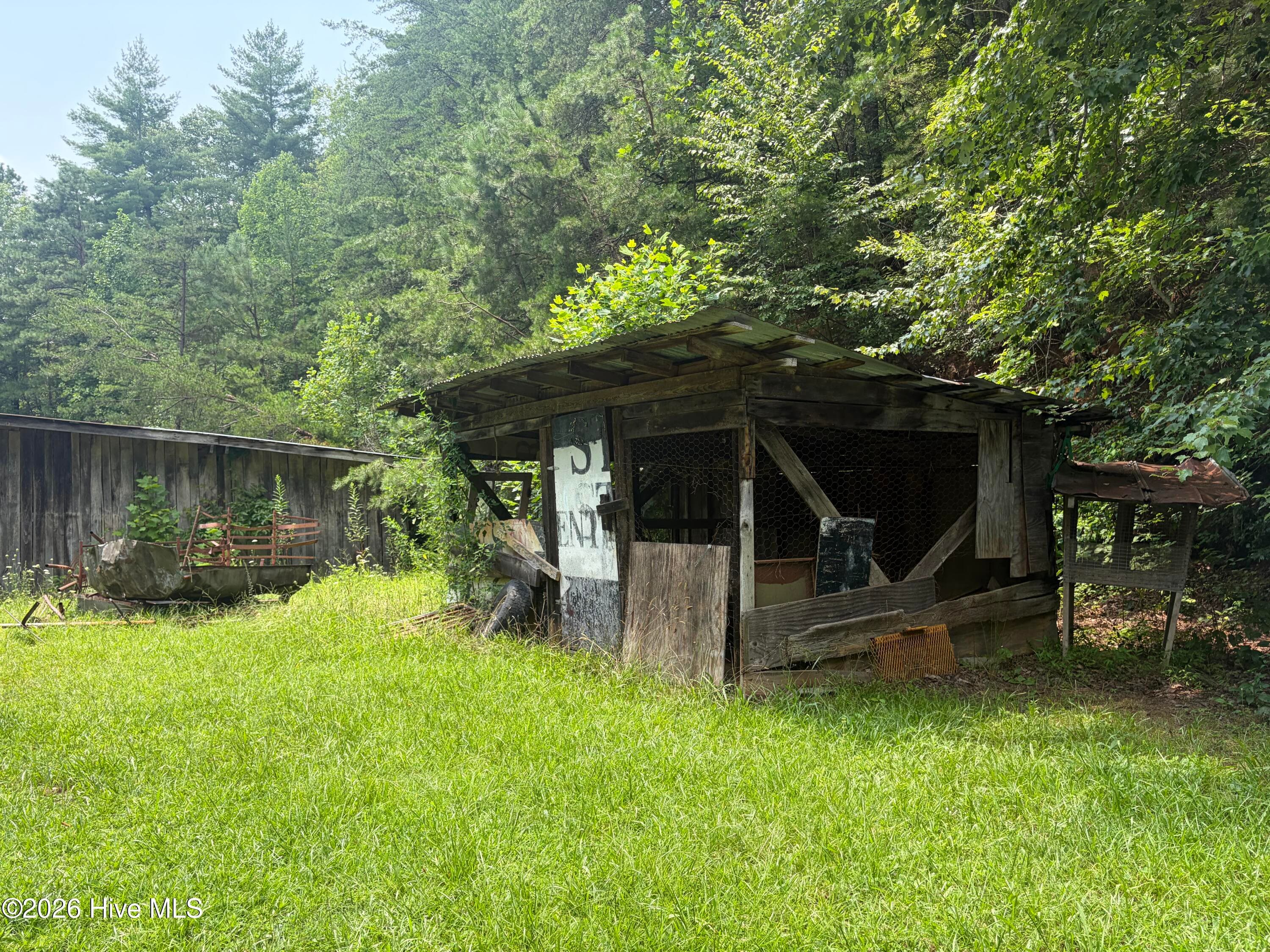 Shed / storage - 913 Franks Creek Road, Robbinsville, NC 28771