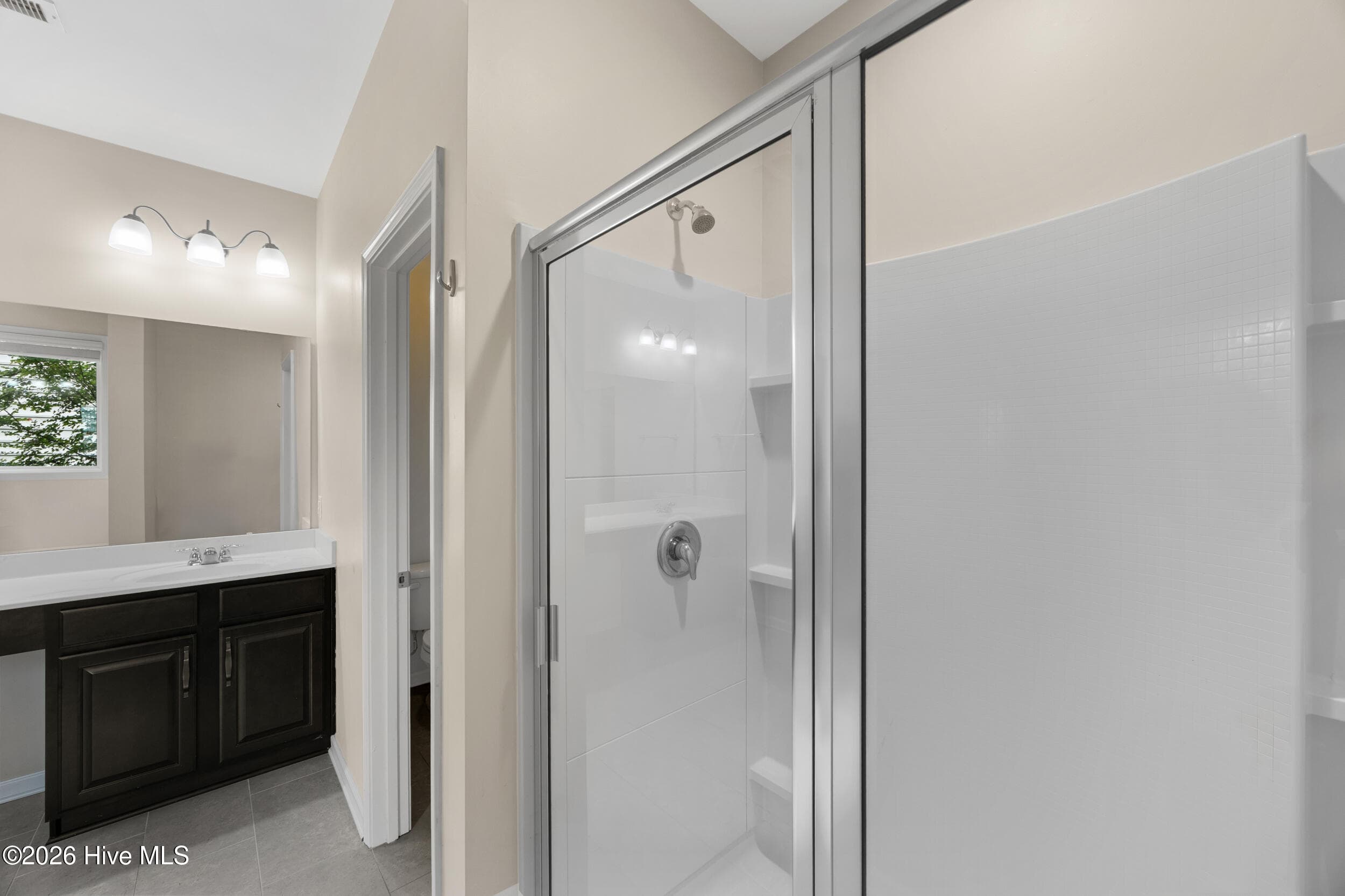Shower in Primary - 507 Steele Loop, Wilmington, NC 28411