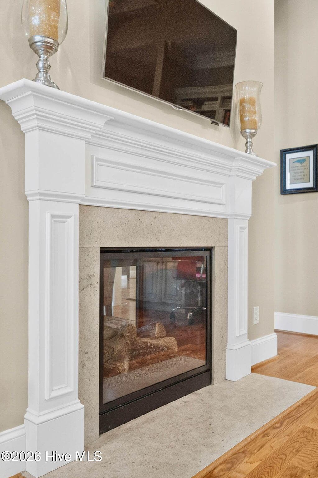 Dual fireplace - 5208 White Ibis Court, Southport, NC 28461, Southport