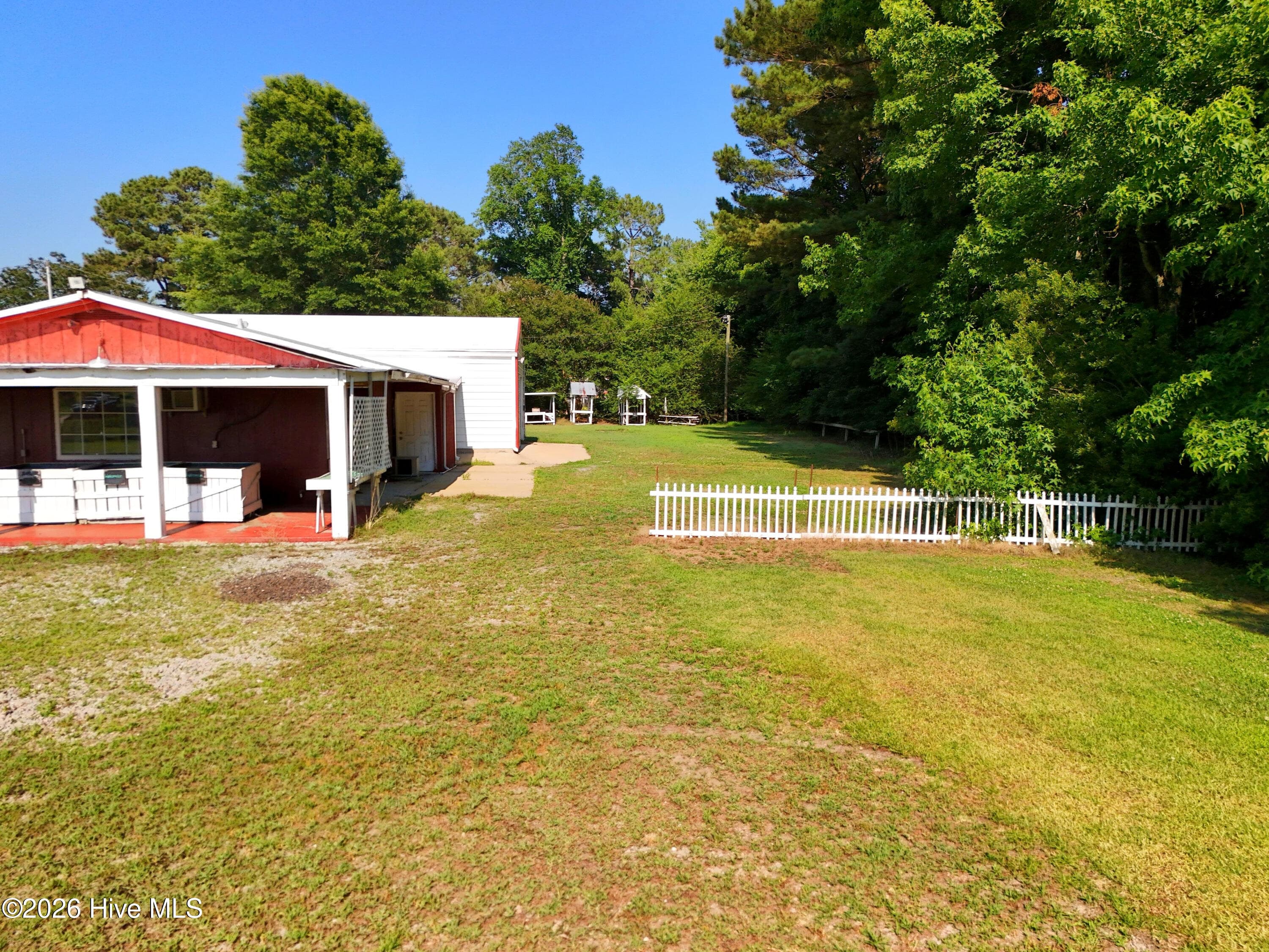Commercial Sale at 2604 Caratoke Highway, Moyock, NC 27958, photo 2 of 3