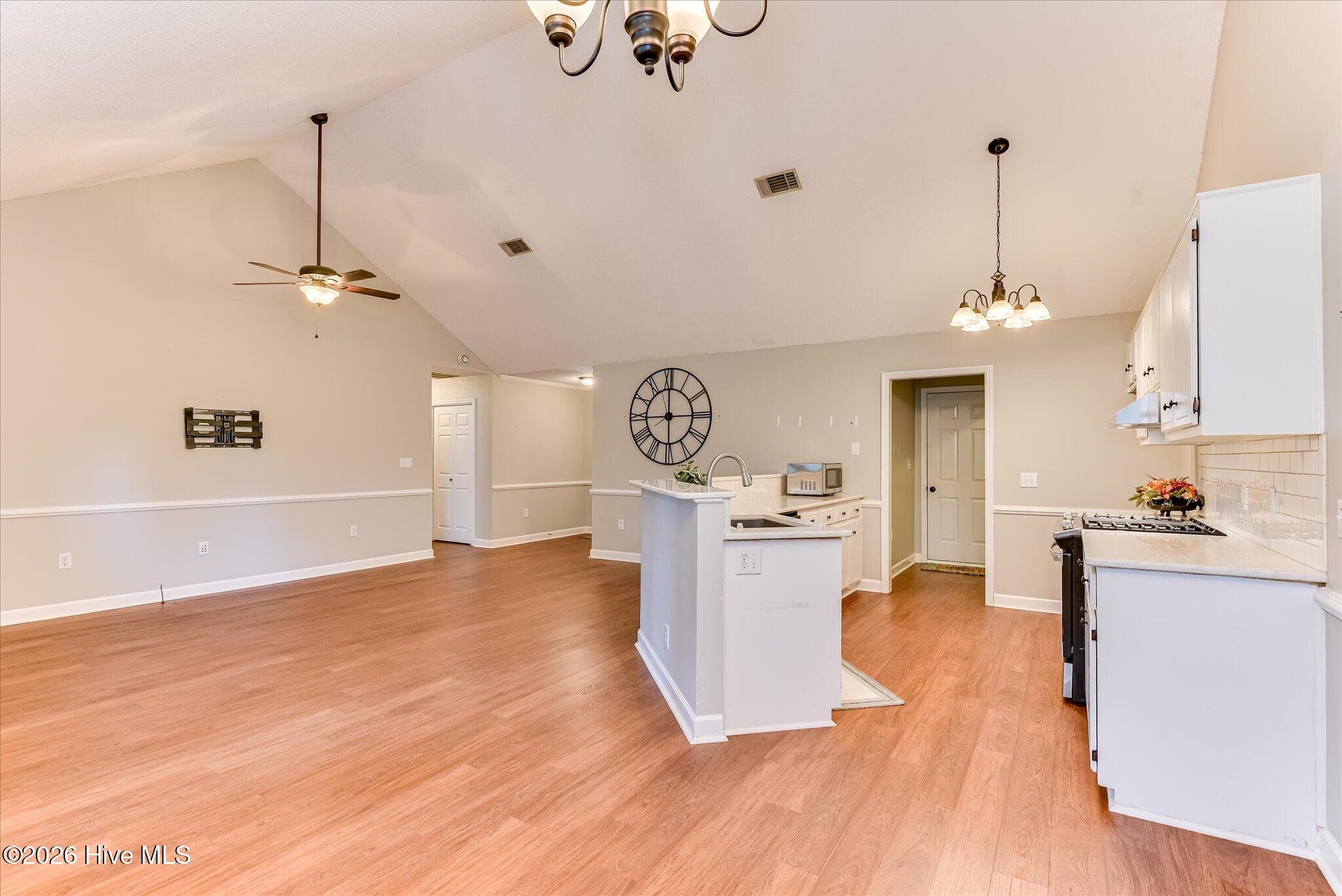 Single Family Residence at 625 Flatwood Court, North Augusta, SC 29860, photo 15 of 42