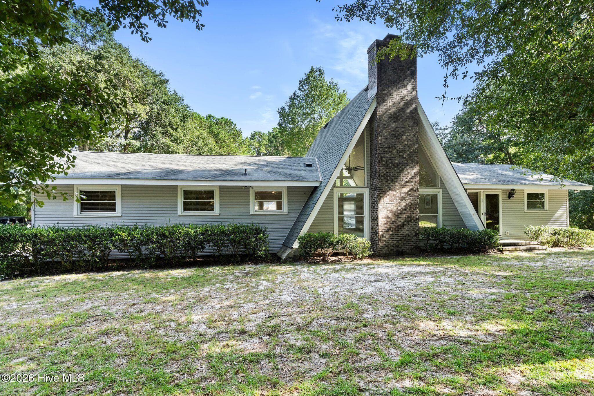 Single Family Residence at 220 Brockway Road, Wilmington, NC 28411, photo 2 of 97