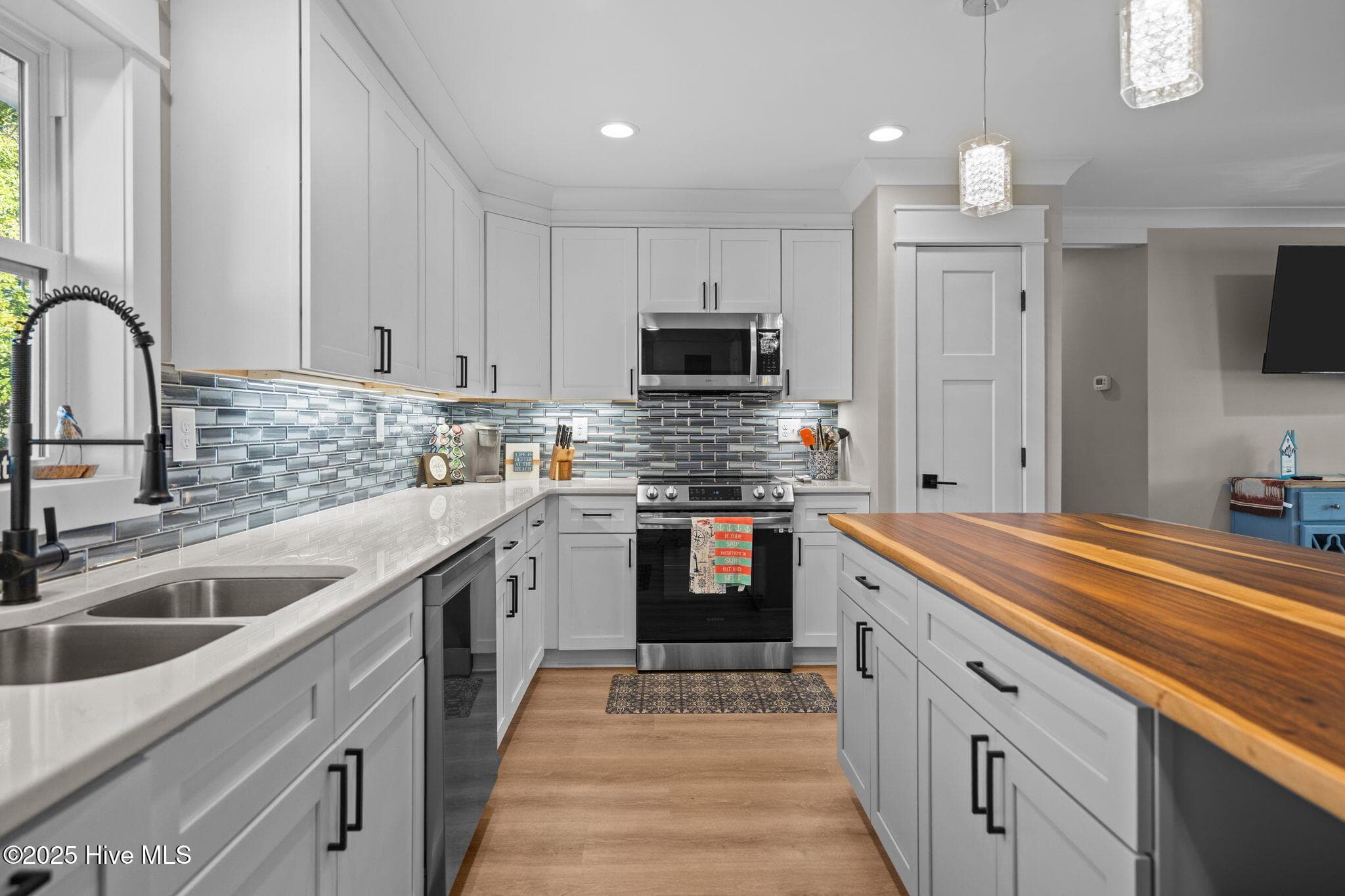 KITCHEN - 2037 Oxpen Road SW, Supply, NC 28462