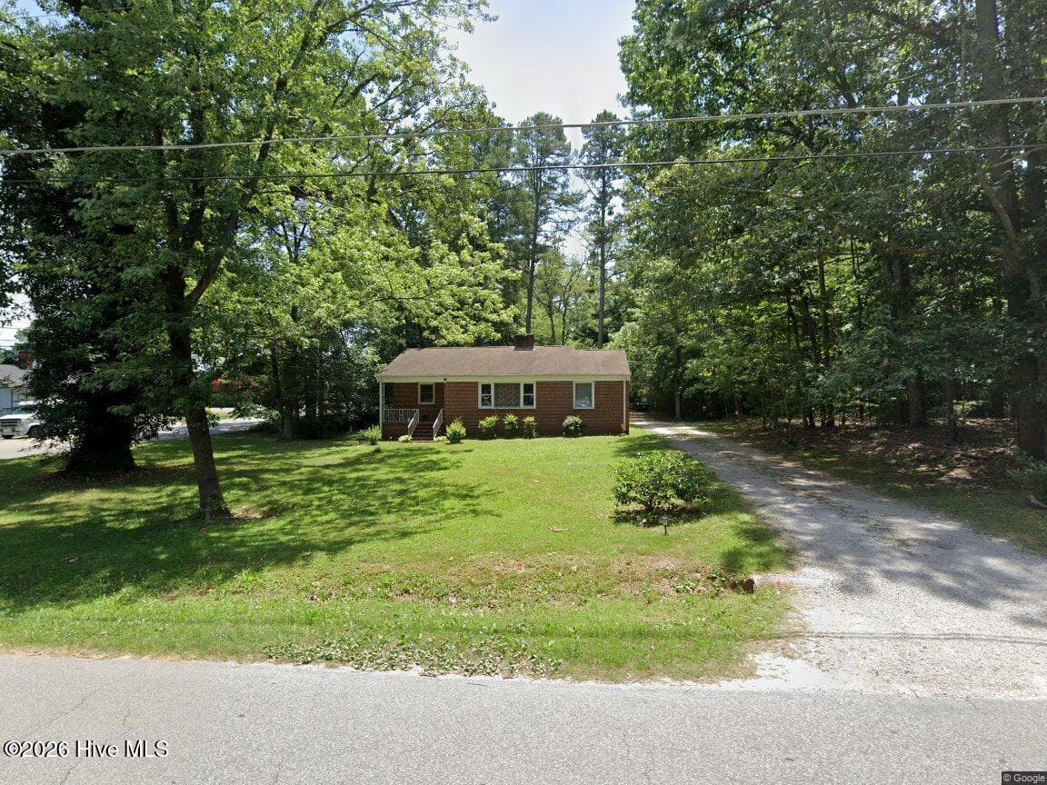 1403 Peace Street, Henderson, NC 27536