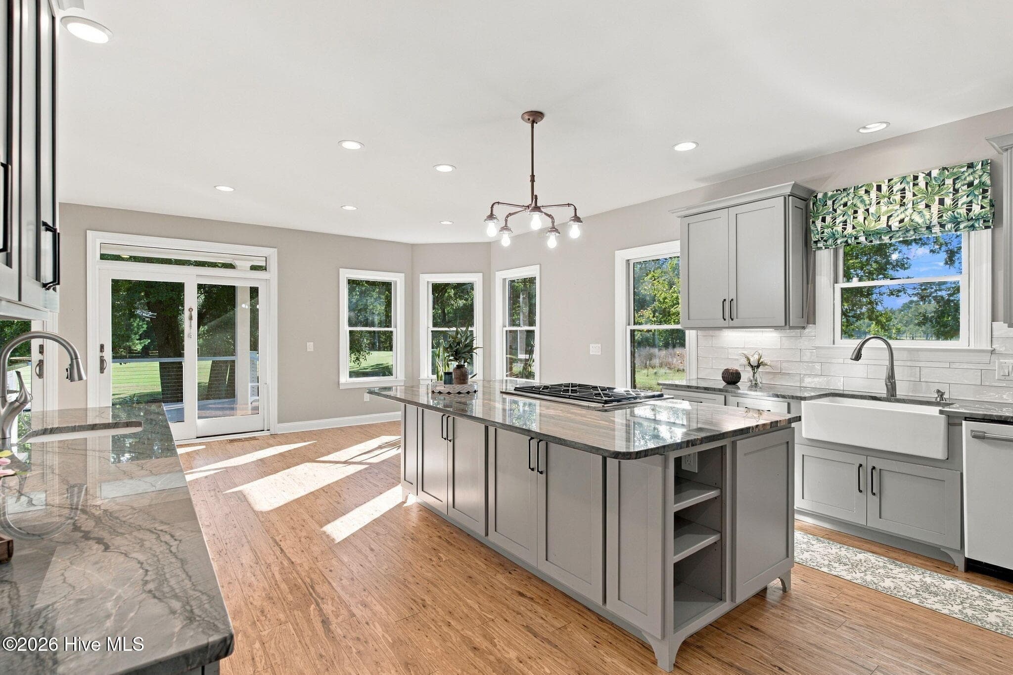 Single Family Residence at 112 Cedar Court, Wallace, NC 28466, photo 15 of 85