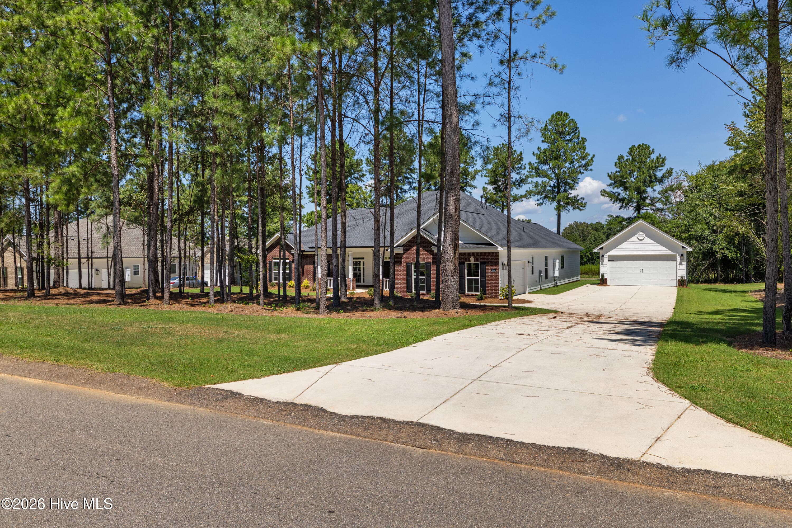 Side entry garage plus a 2 car detached garage - 1096 Bellingham Drive, Beech Island, SC 29842