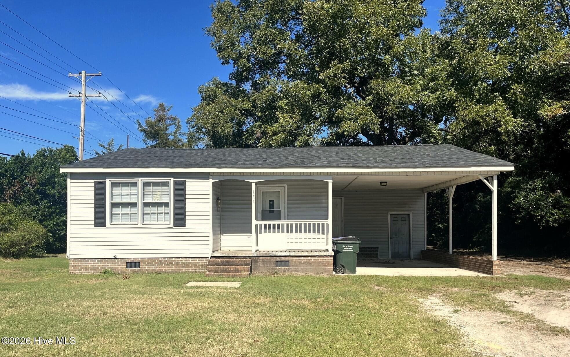 125 W South Street, Kinston, NC 28501
