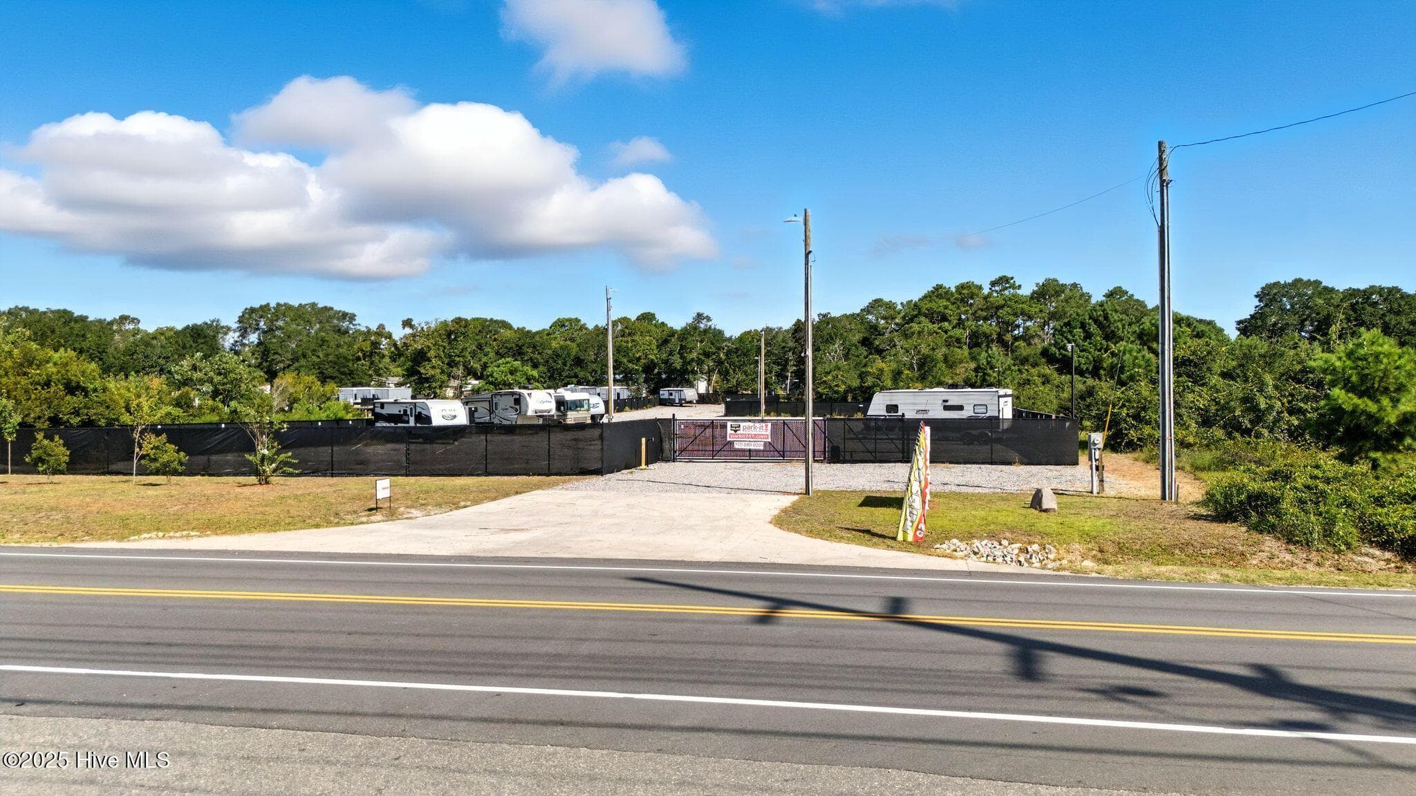 148 feet of Frontage on Holden Beach Road - 3100 Holden Beach Road SW, Supply, NC 28462