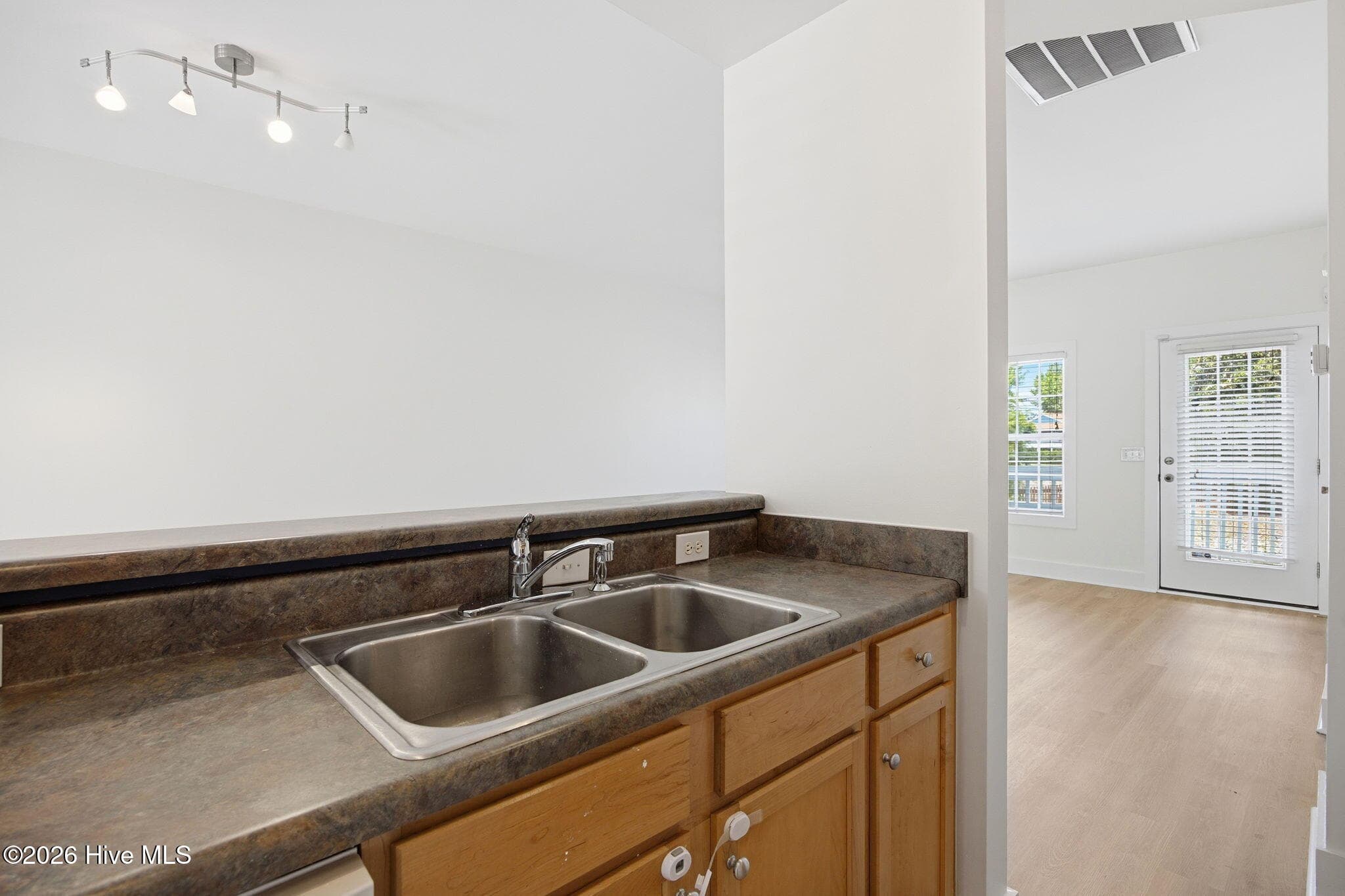 Condominium at 2308 Wrightsville Avenue Apt 202, Wilmington, NC 28403, photo 16 of 47