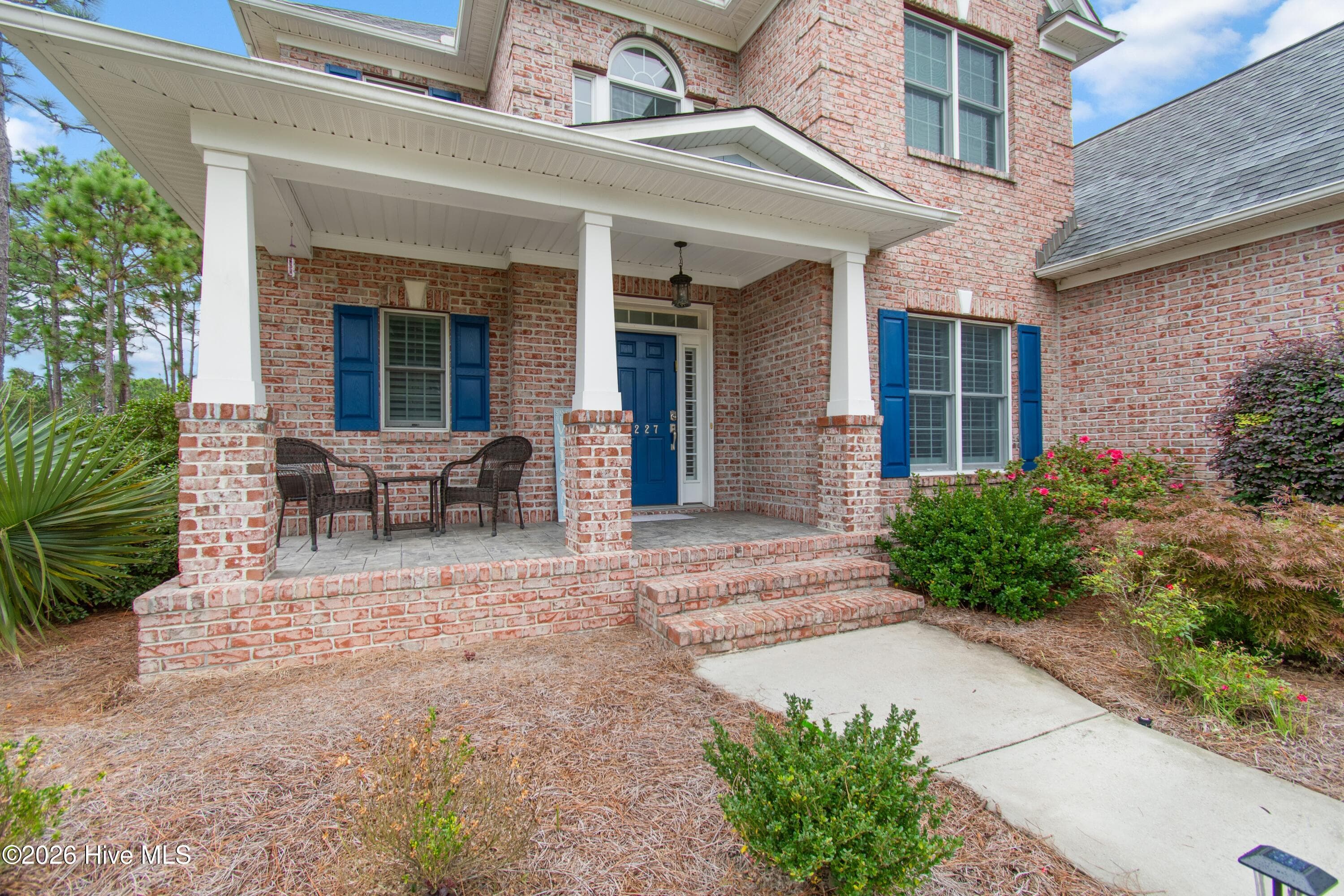 Single Family Residence at 3227 Moss Hammock Wynd, Southport, NC 28461, photo 10 of 87