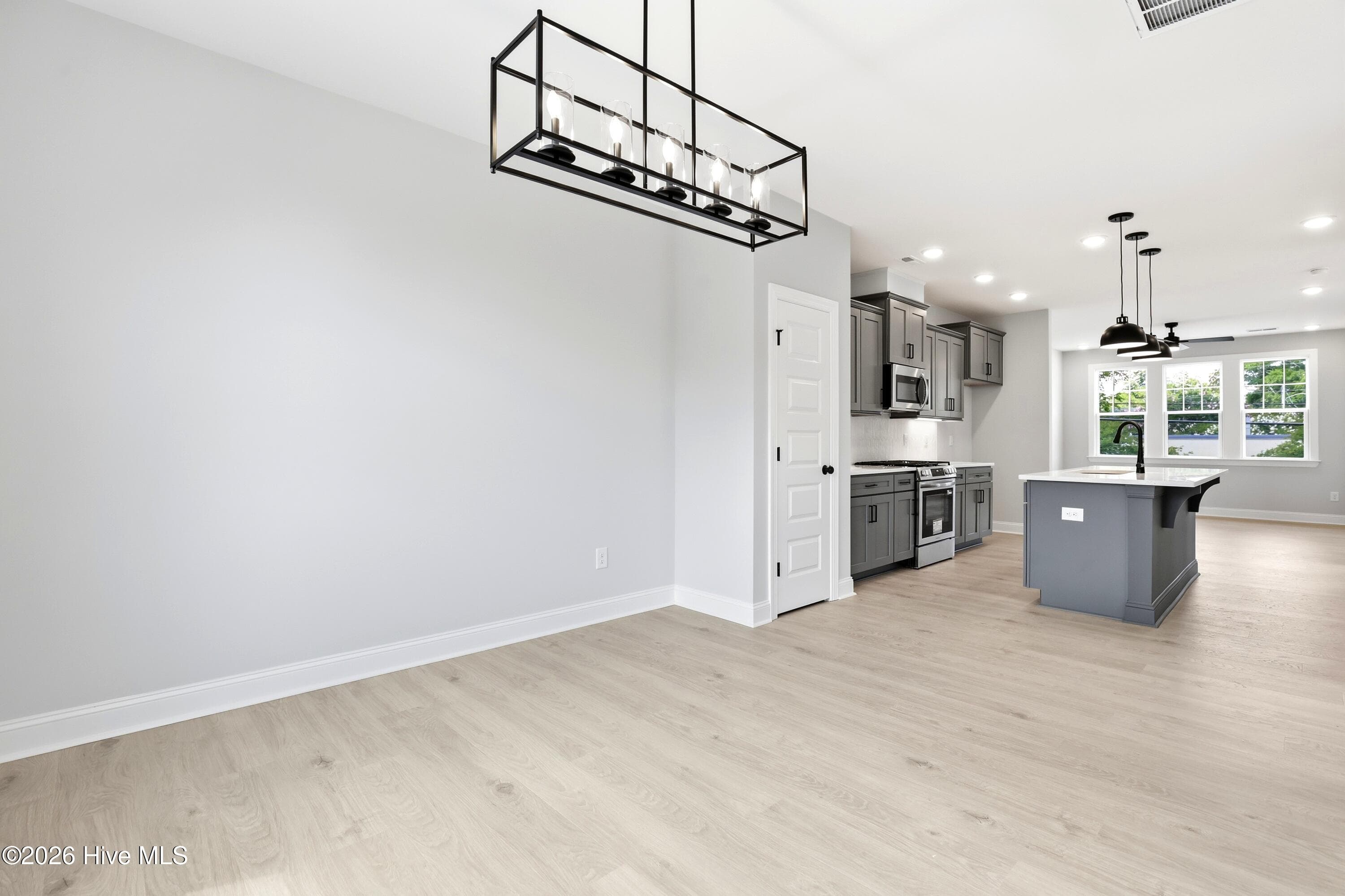 Townhouse at 510 Mcrae Street 103, Wilmington, NC 28401, photo 53 of 83